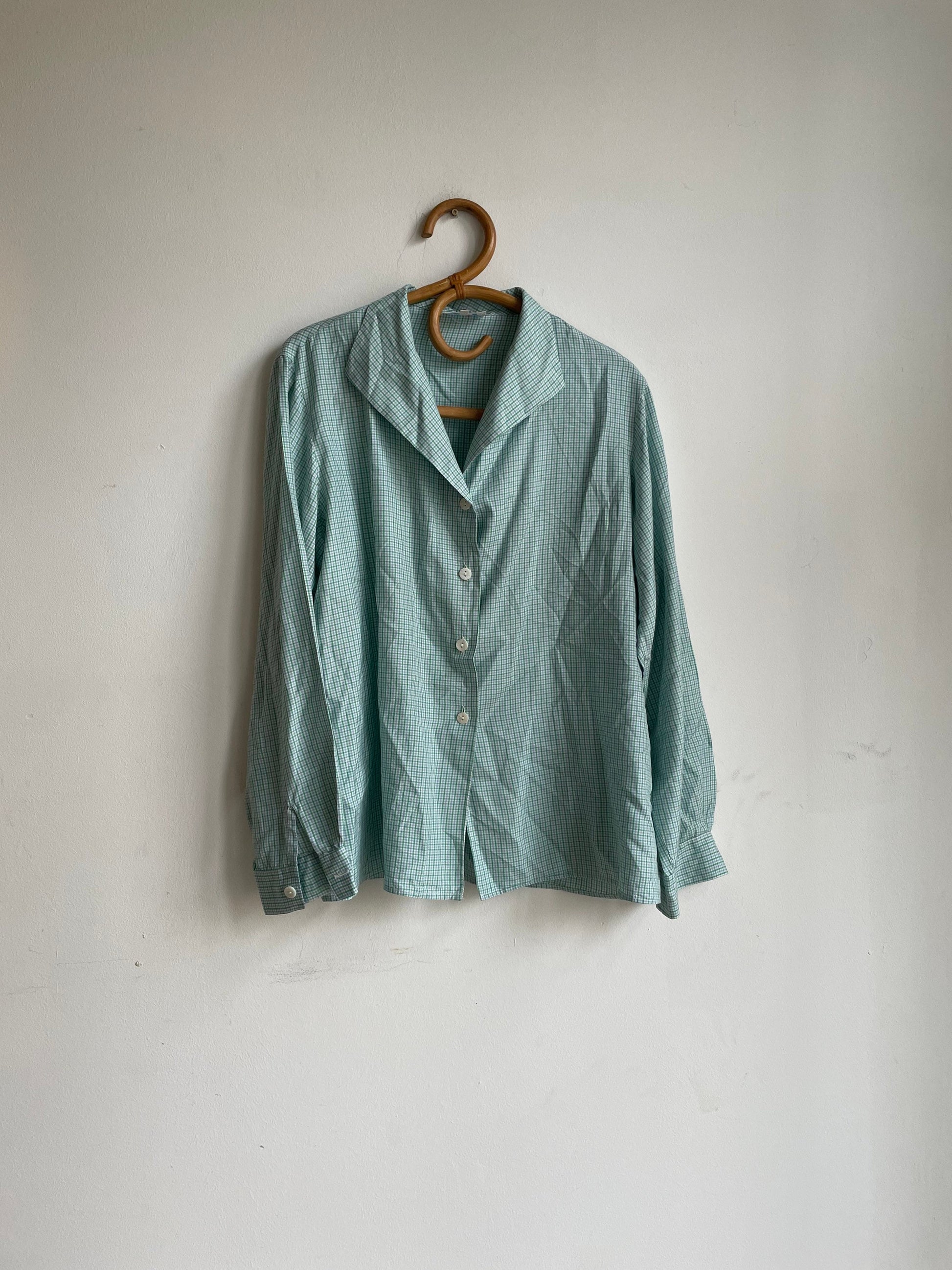 Vintage Balloon brand button-down shirt in green gingham pure silk, oversized soft drape blouse, wearable as crop tie top, Jane Birkin style