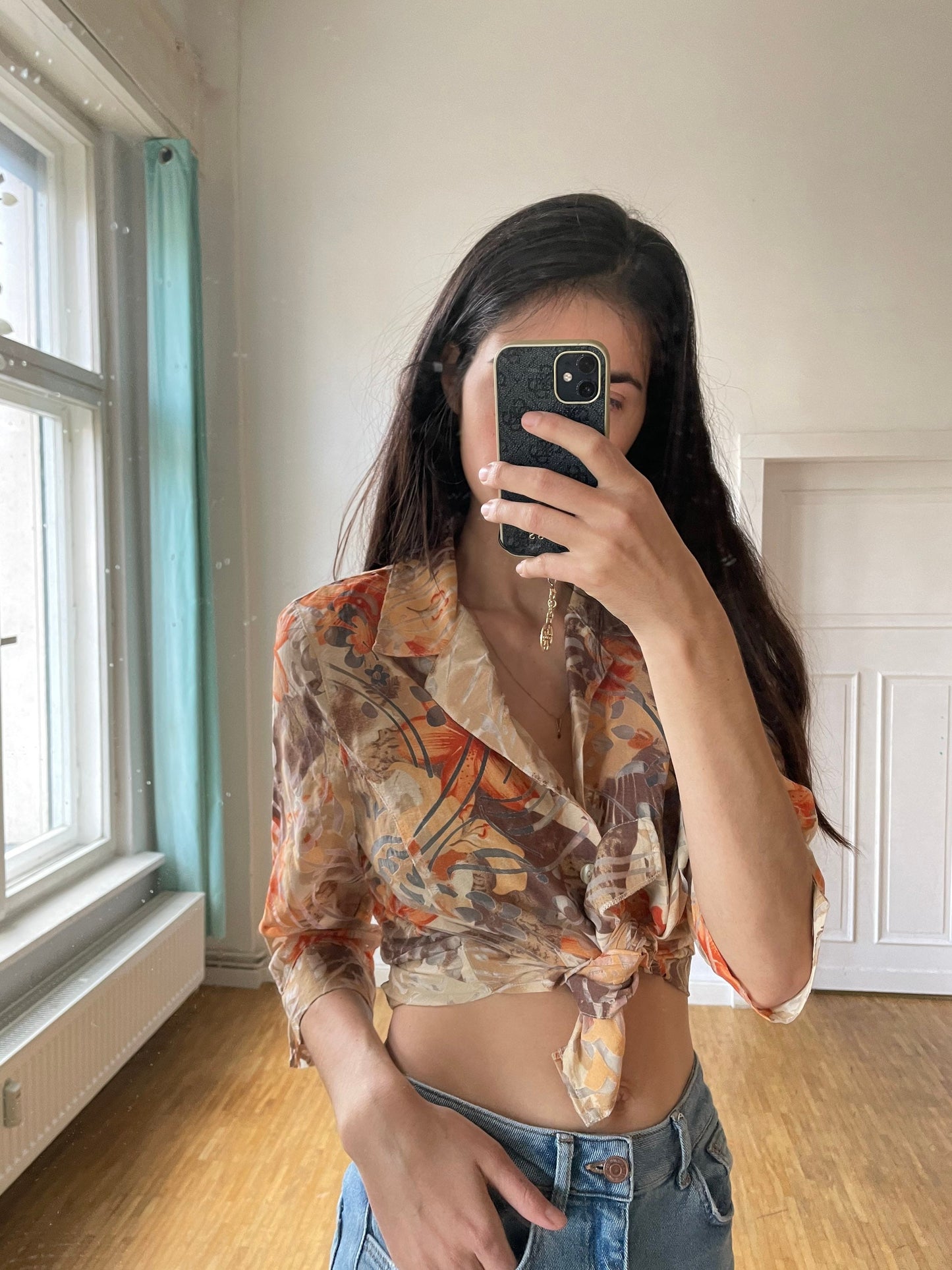 Retro woman vintage Floral Short sleeve Blouse - Retro women's shirt, Oversized summer blouse, Orange and yellow abstract pattern top, M - L