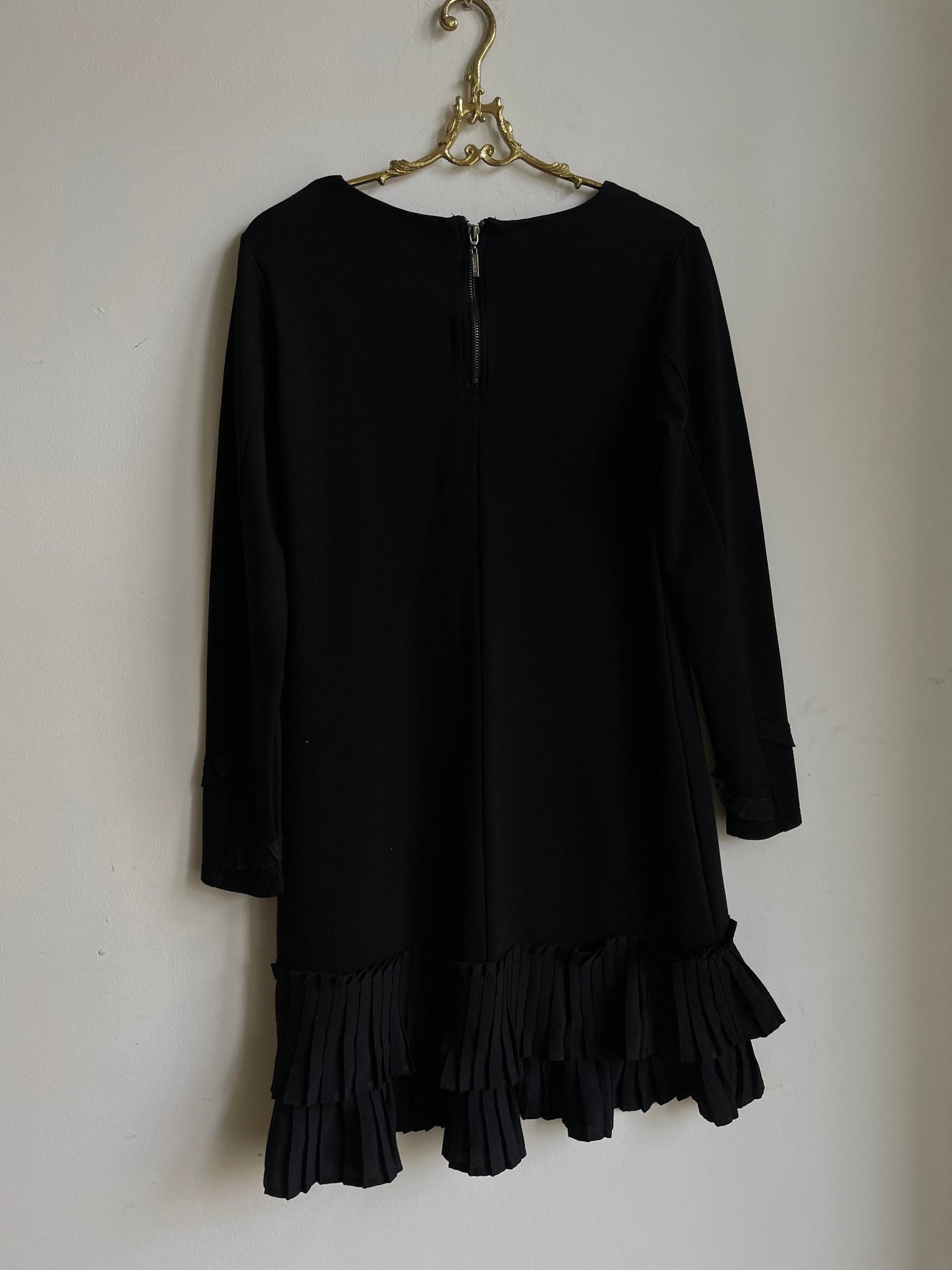 Vintage black ruffle dress with long sleeves, Mini summer dress,