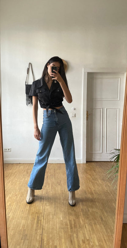 Italian Vintage Black Cropped Blouse — additional view 6