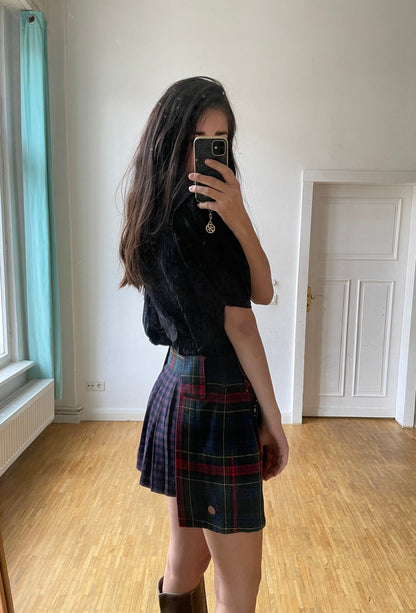 Vintage 80s Black Puff Sleeve Top — additional view 7