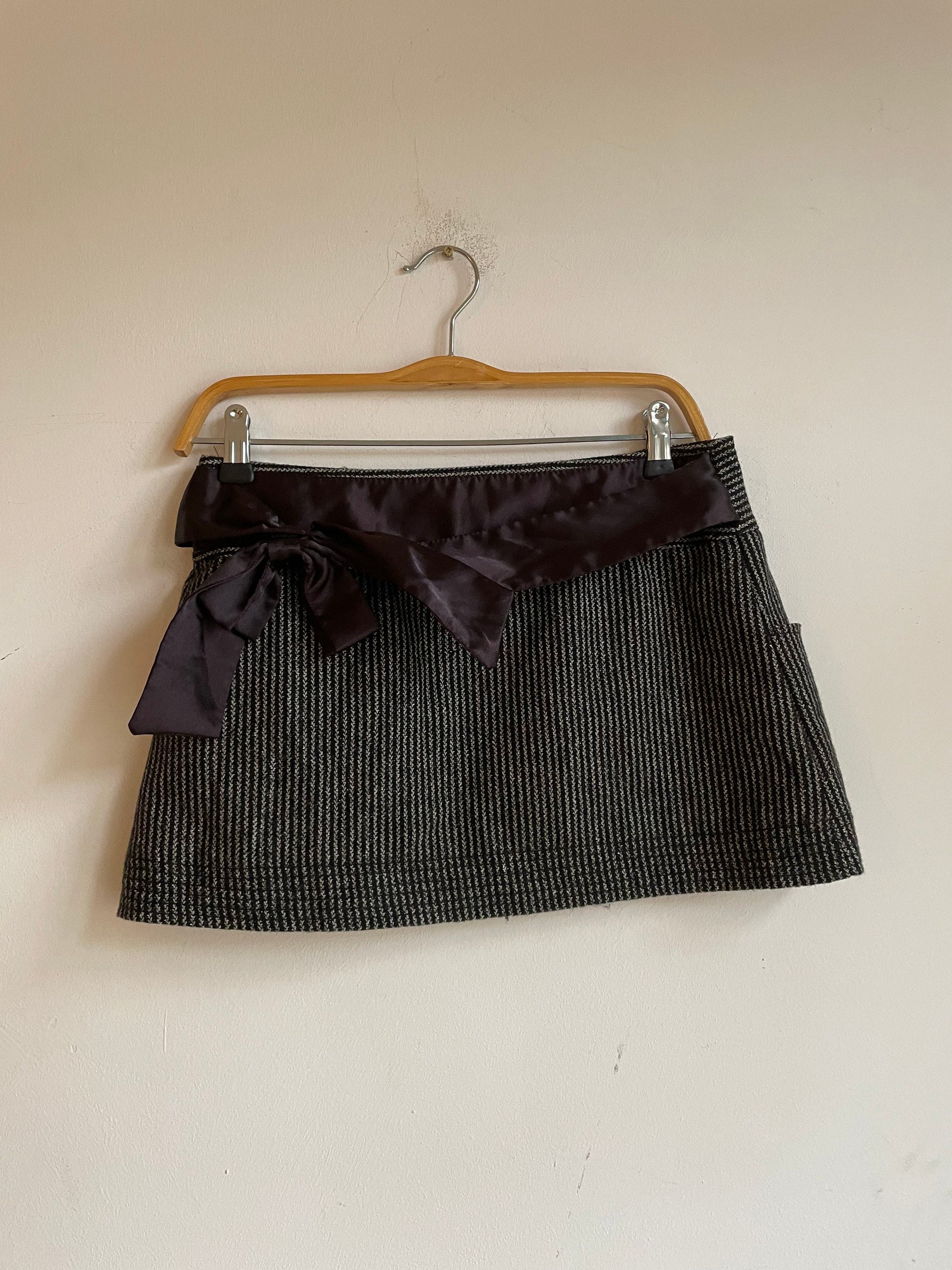 Vintage mini skirt, Short sexy skirt, Glitter clothing, Party outfit