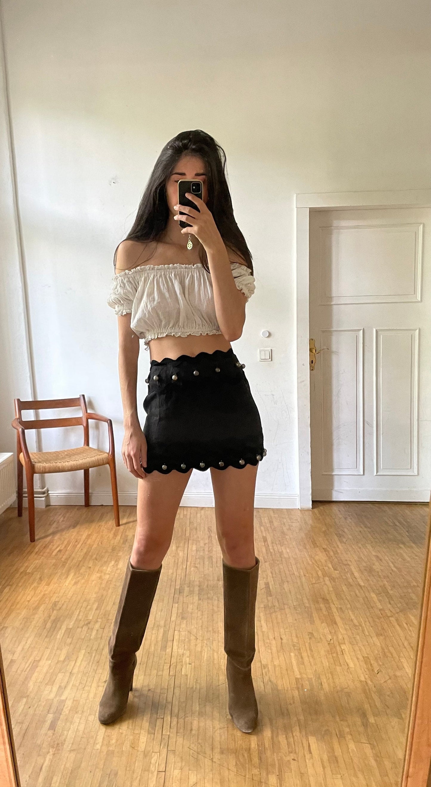 Vintage Moschino black linen mini skirt – silver jingle ball trim, size 36 fit, playful and rare piece, cheap and chic mini skirt, designer