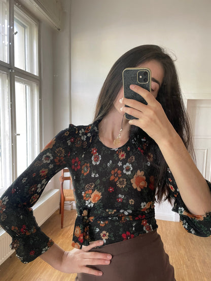 70s Black Lycra Floral Top — additional view 9