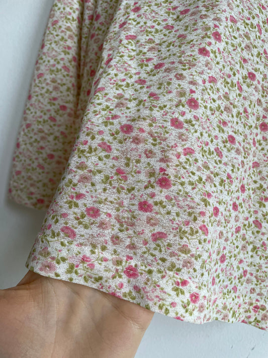 Long sleeved shirt for girls with flower pattern, Vintage floral top, Retro girl clothing, Waldorf clothing, Sustainable fashion, 6 Y, 116