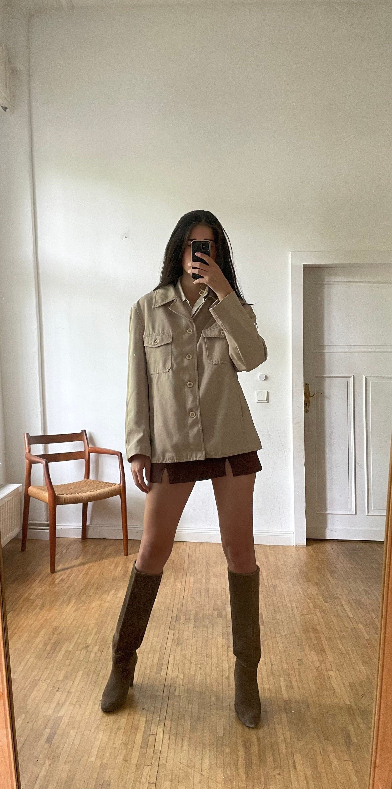 Vintage Mens Beige Jacket, Modern Cut, Lightweight Summer Blazer, Casual, Dark Academia Style, Oversized Fit, Trendy Wardrobe Essential