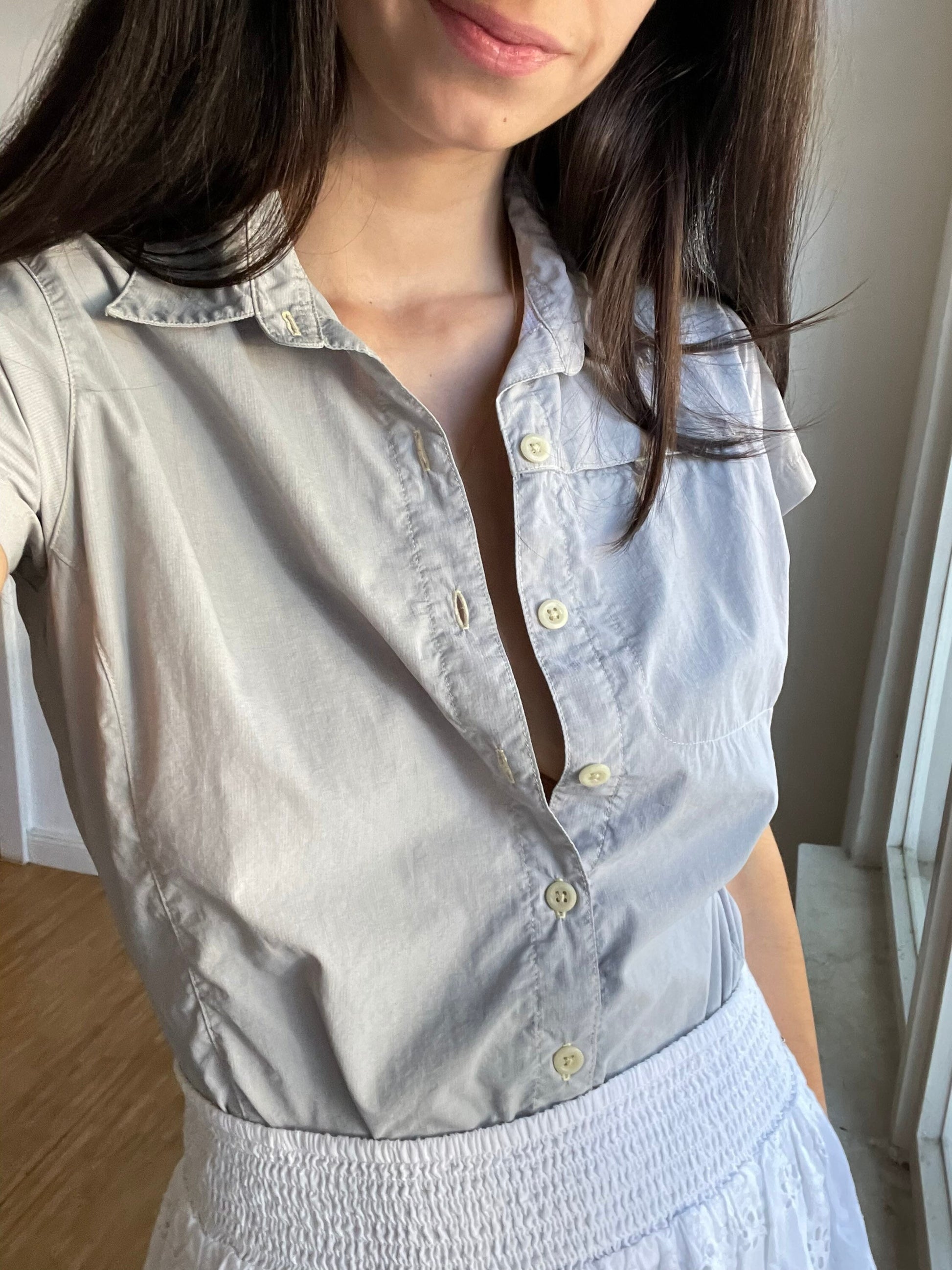 Columbia Grey Blouse Size M – Lightweight Summer Hiking Top, Active Wear Shirt, High-Quality, Versatile for Pants & Skirts