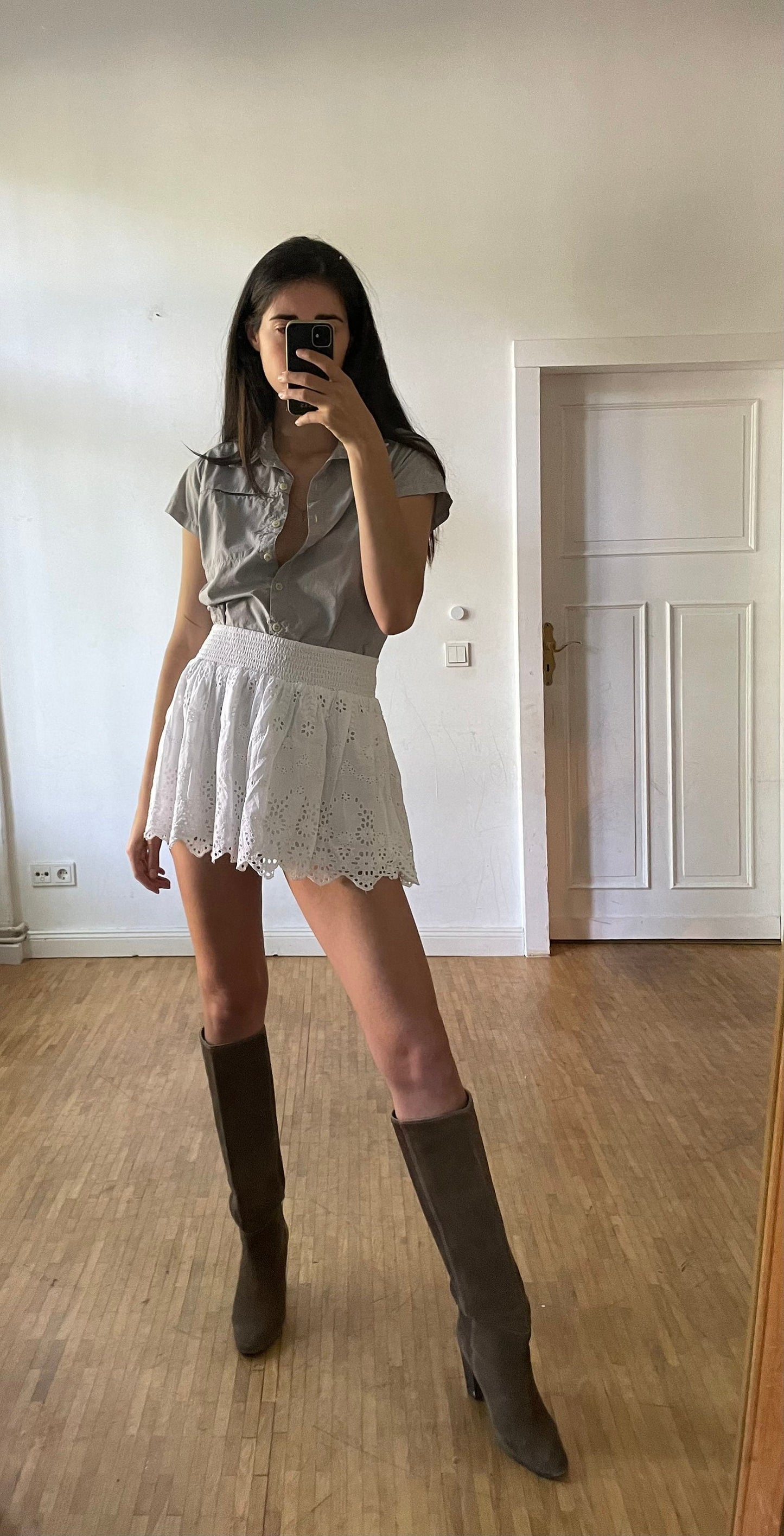 Columbia Grey Blouse Size M – Lightweight Summer Hiking Top, Active Wear Shirt, High-Quality, Versatile for Pants & Skirts