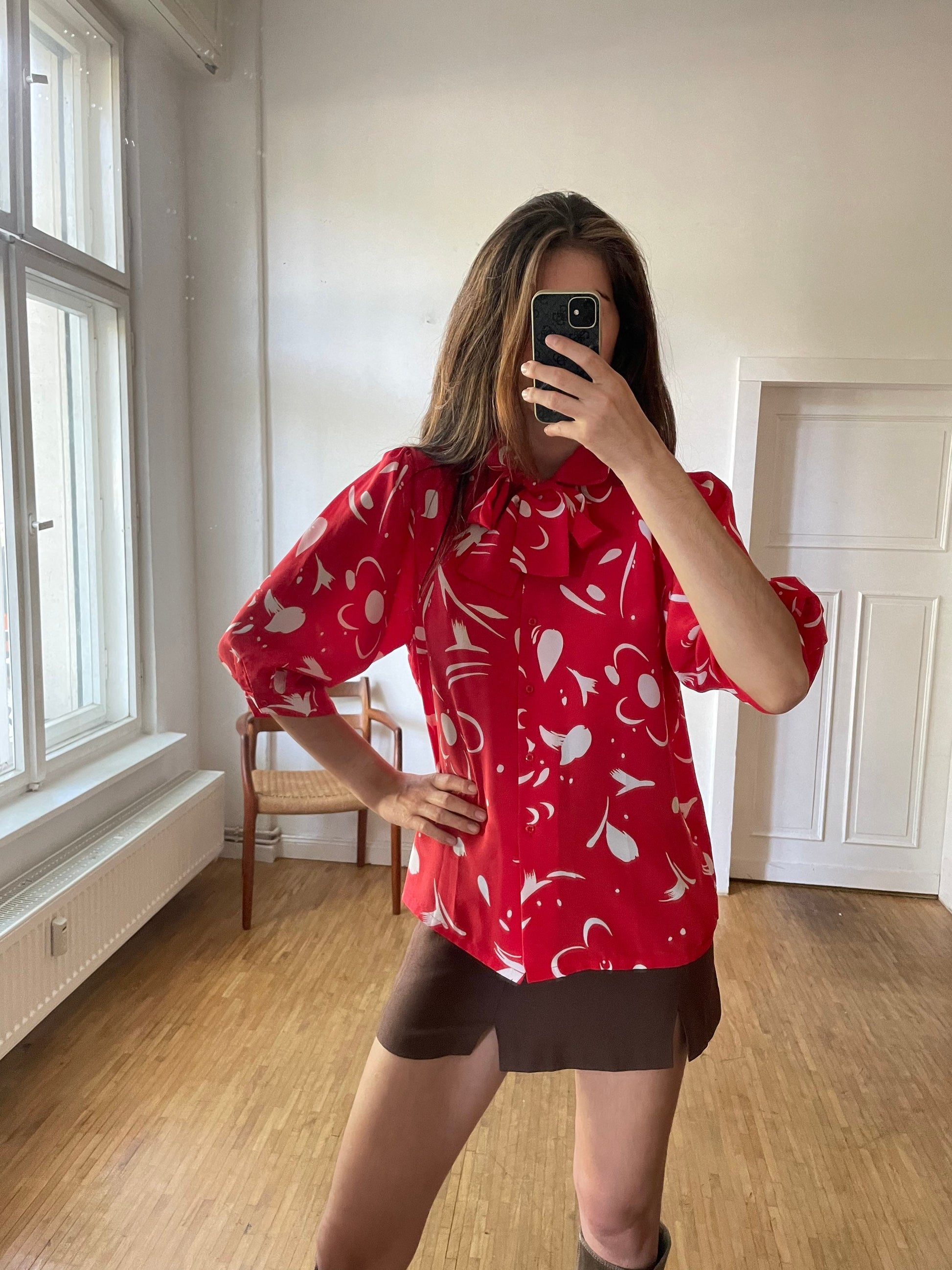 Vintage Frill Blouse in Red with Puff Sleeves — additional view 8