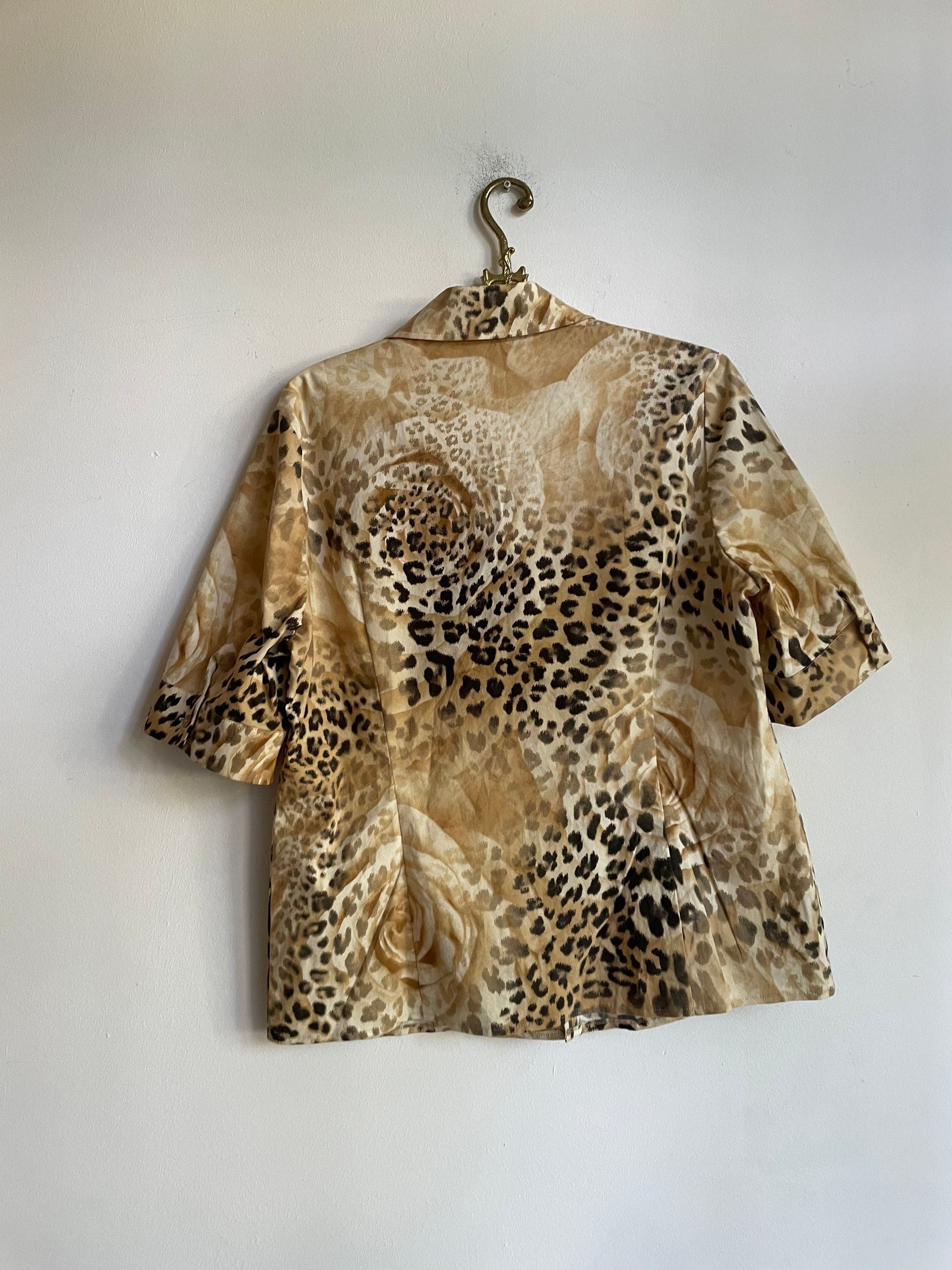 Vintage leopard pattern floral women's blouse, 80s patterned retro shirt, floral button up shirt, Vintage romantic top, Panther shirt