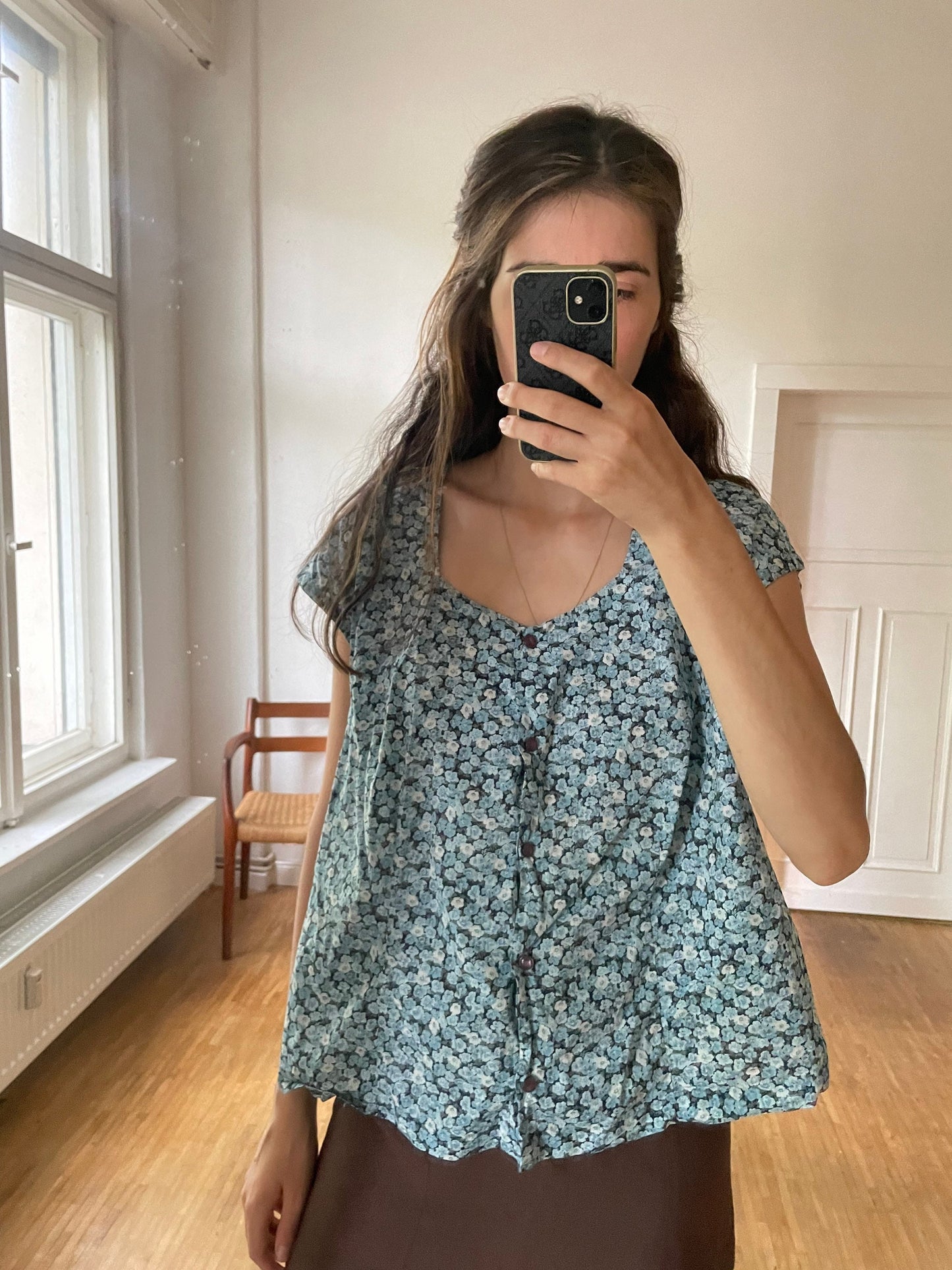 Vintage Floral Blouse Women’s Summer Top Button Front Capped Sleeves Soft Cotton-Like Fabric