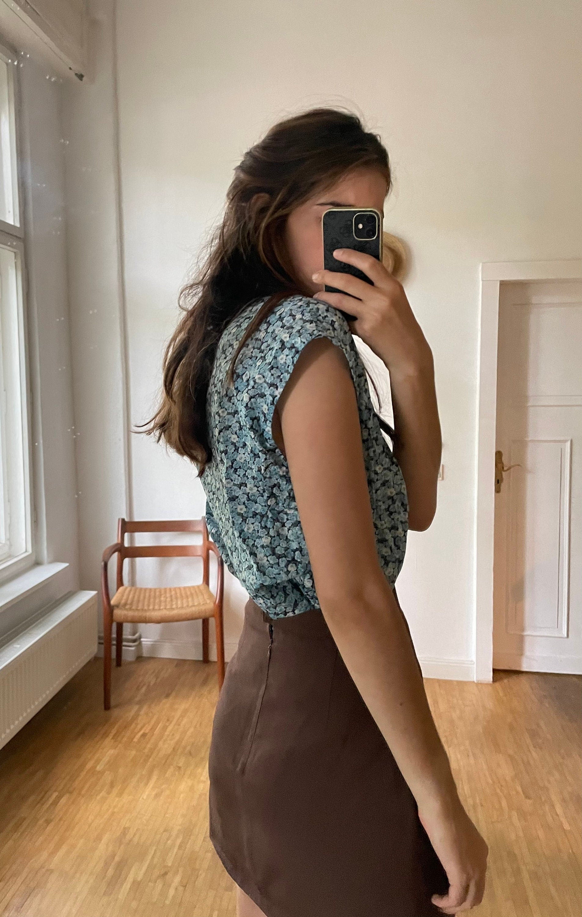 Vintage Floral Blouse Women’s Summer Top Button Front Capped Sleeves Soft Cotton-Like Fabric