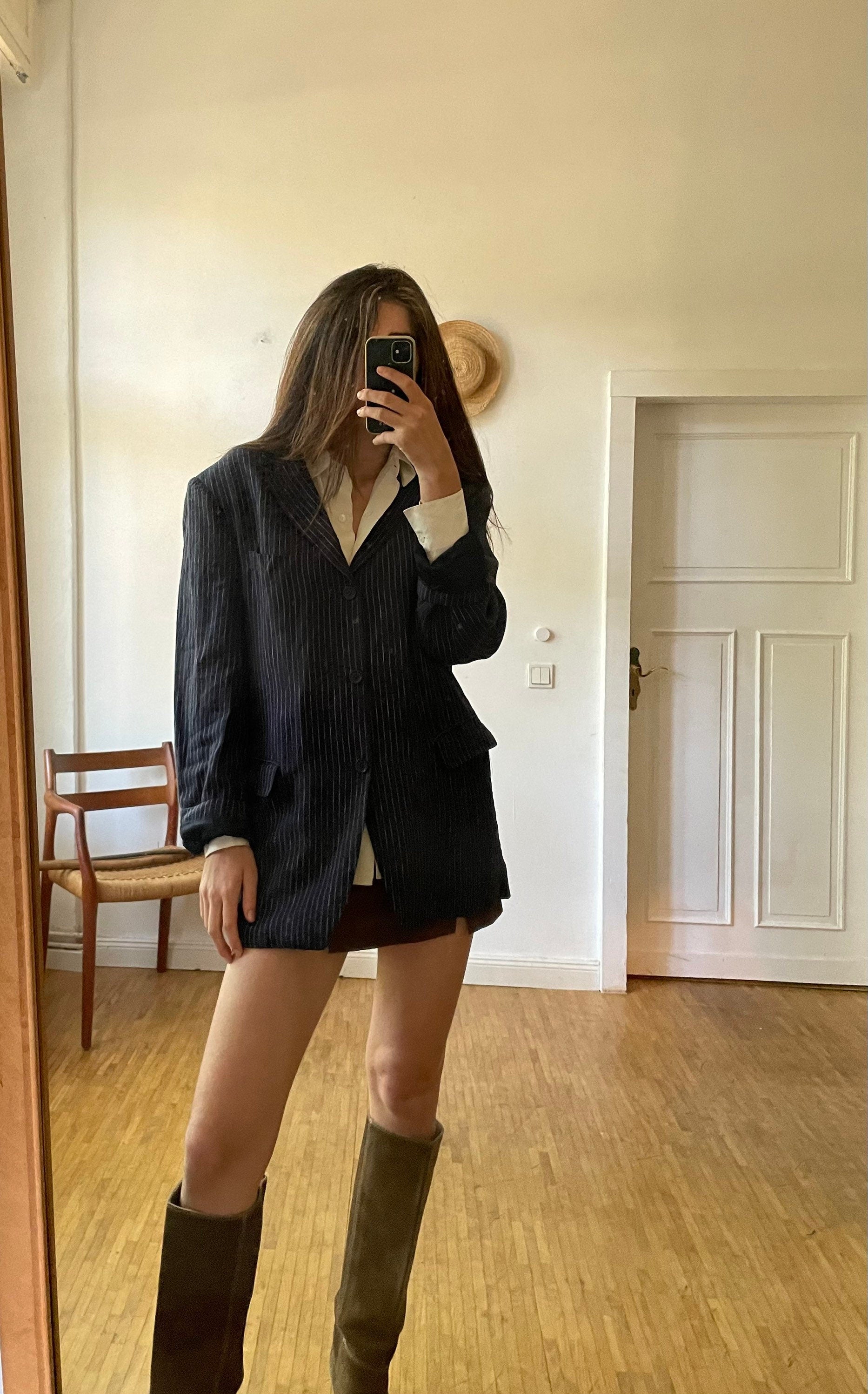 Navy Blue Pinstripe Vintage Blazer — fabric close-up