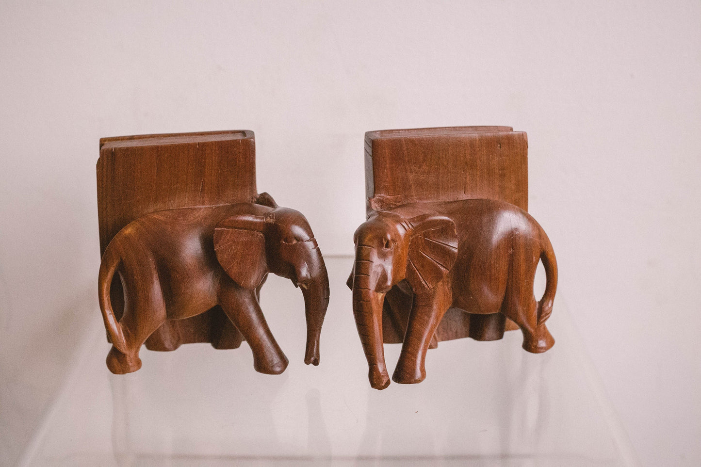 Wooden Elephant bookends, Vintage boheme home decor, Boho brown bookshelf decoration