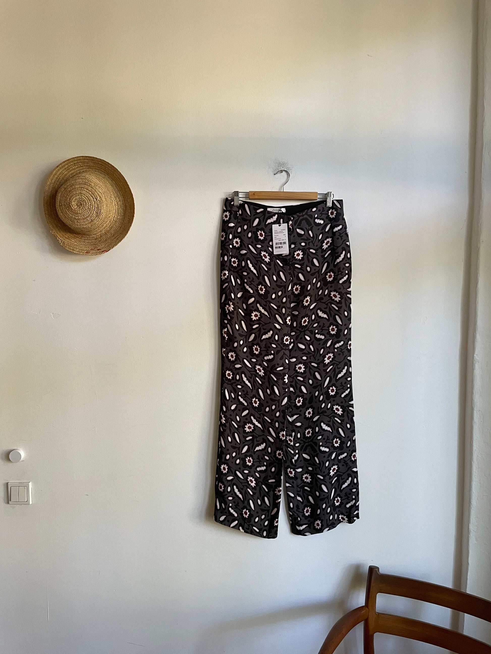 Dorothy Schumacher summer trousers, Designer low rise flares, Floral women pants, Vintage design clothing, Boot cut trousers, 00s pants