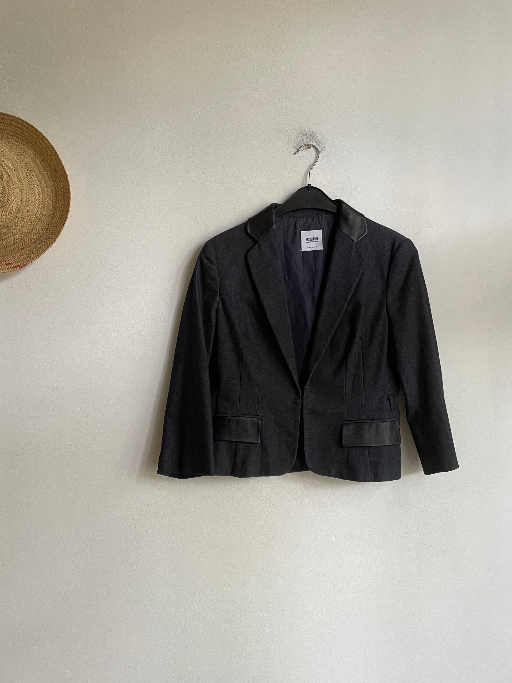 Vintage Moschino Cheap and Chic Blazer – Structured Wool Jacket with Leather Trim – Size DE 36/38