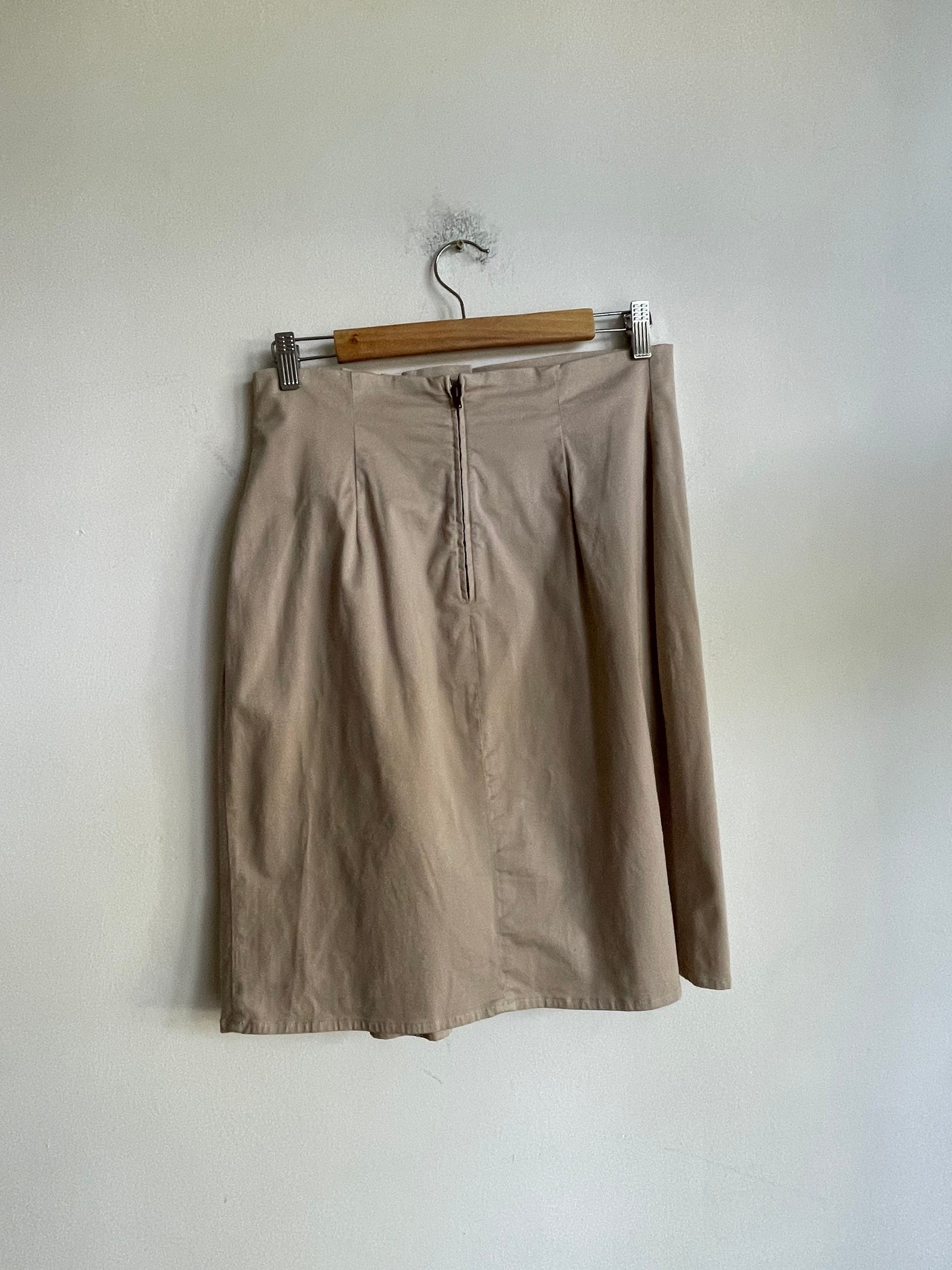 Luxury Josephine & Co hight waisted wool taupe skirt, Wool blend business skirt, Casual pleated high waist skirt, Smart taupe skirt, M