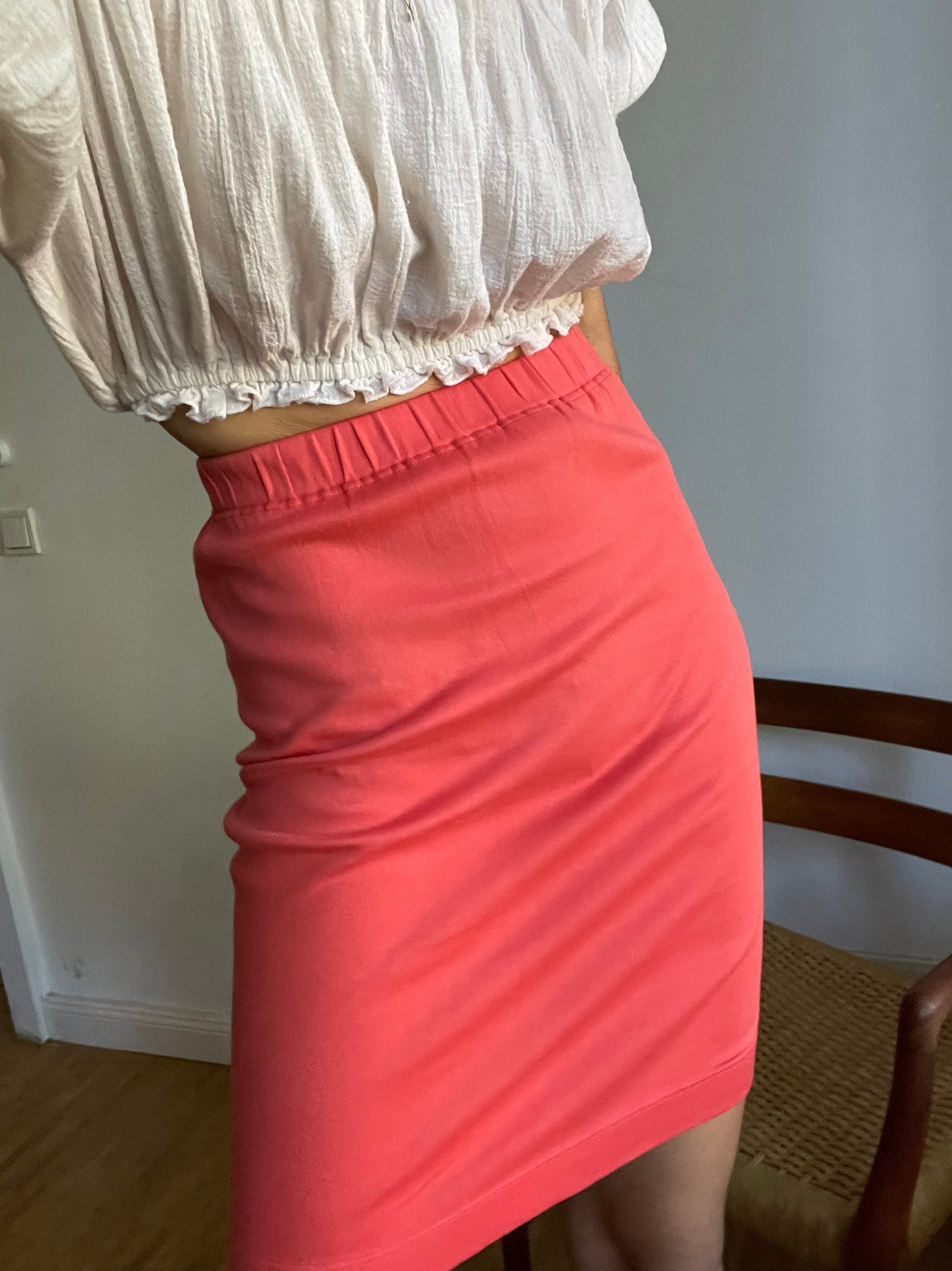 Vintage Valentino Pink high waist summer skirt, Secretary skirt, Sexy tight Pencil skirt, Retro women's fashion, Vintage branded clothing