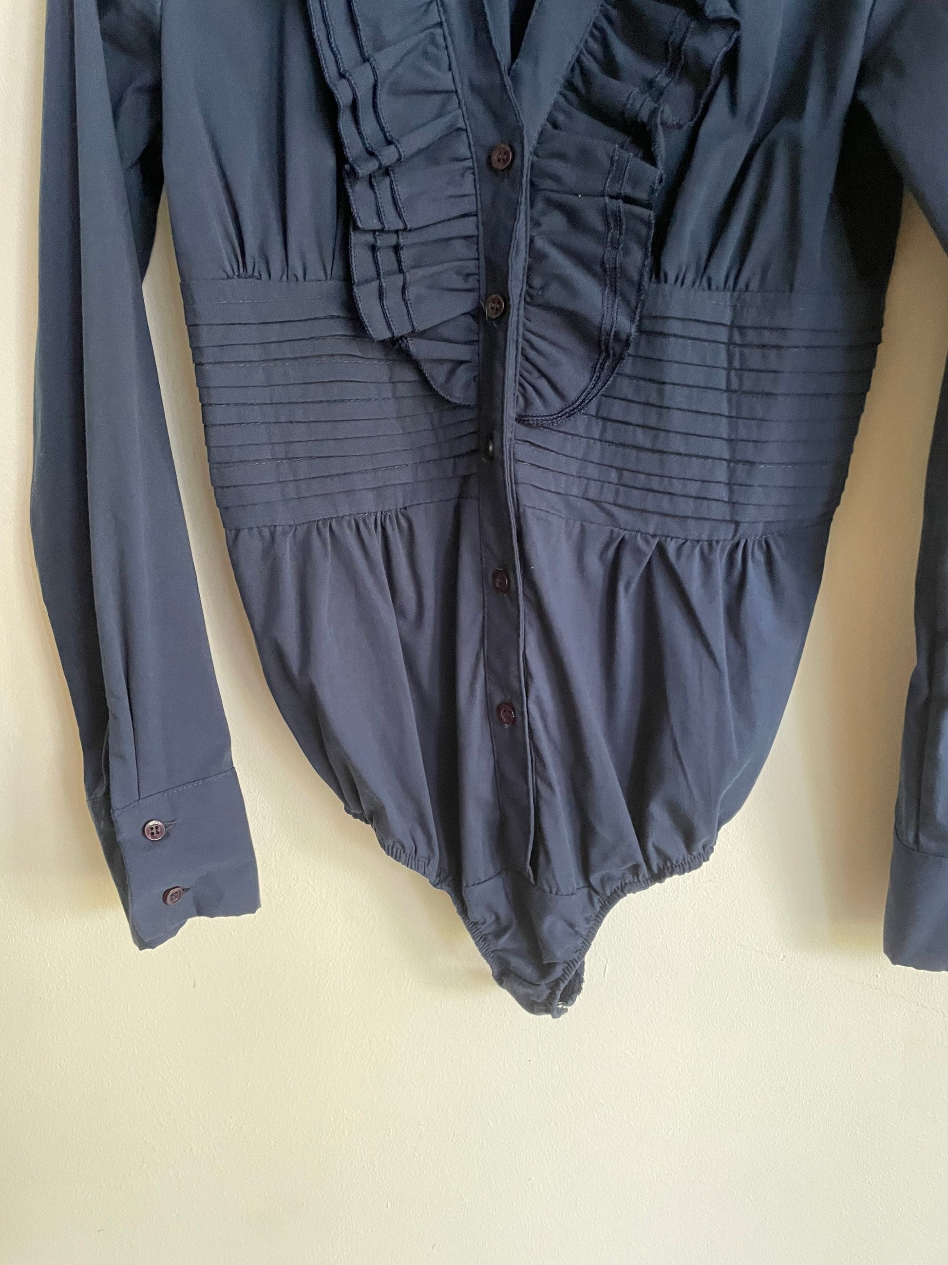 Elegant ruffled bodysuit with long sleeves, Dark blue classic body, Dark academia elegant long sleeve shirt,