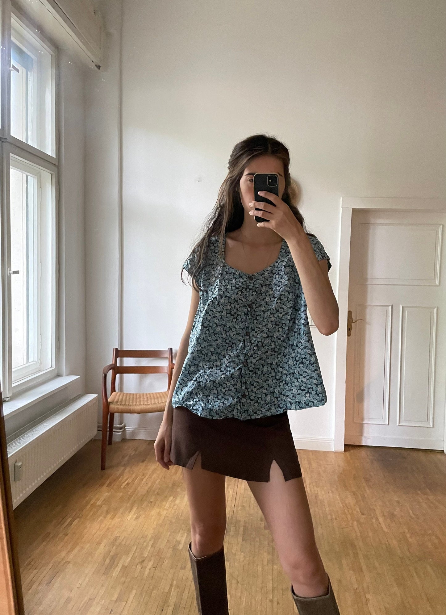 Vintage Floral Blouse Women’s Summer Top Button Front Capped Sleeves Soft Cotton-Like Fabric