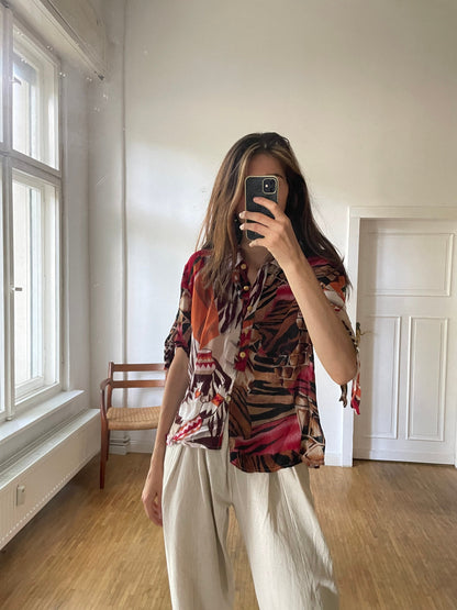 80s Vintage Safari Animal Print Blouse — fabric close-up