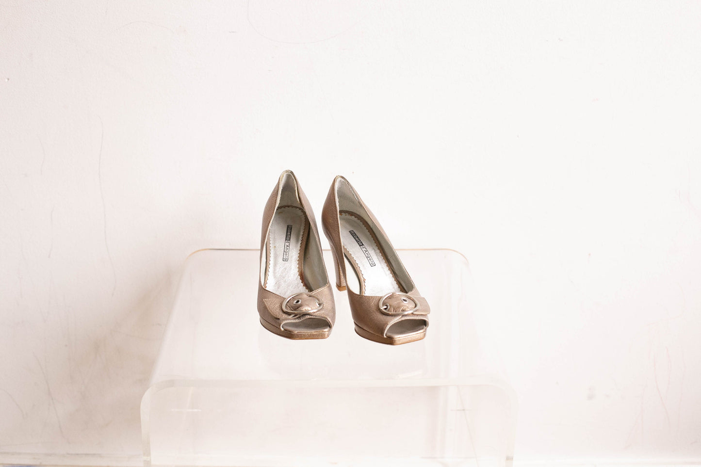 Roberto d'Angelo Golden Peep Toe Pumps, Metallic Block Heel, Designer Italian Buckle Shoes, Vintage Size 40, Festive High Heels