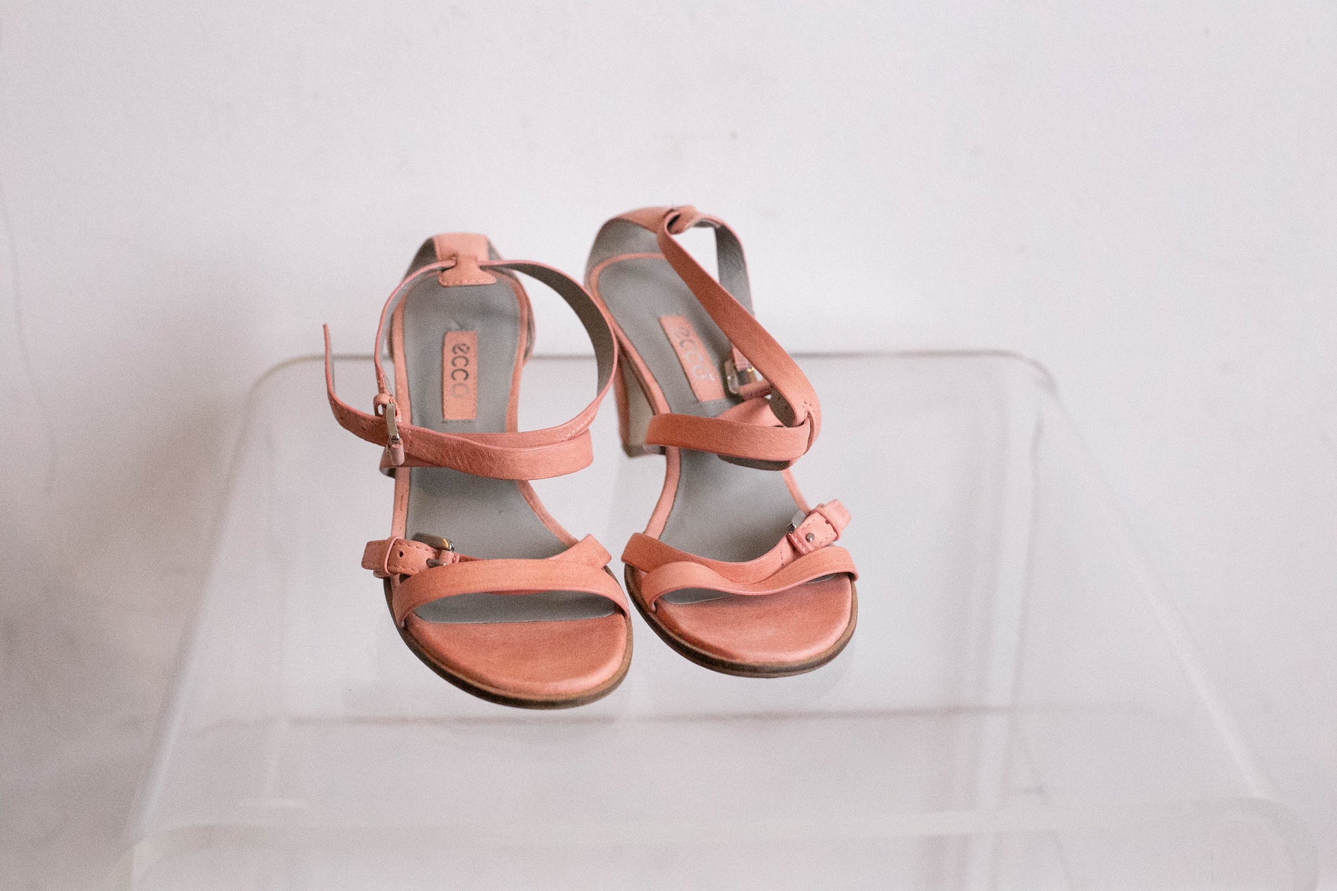 Vintage ECCO Pink Strappy Heels – Size EU 36