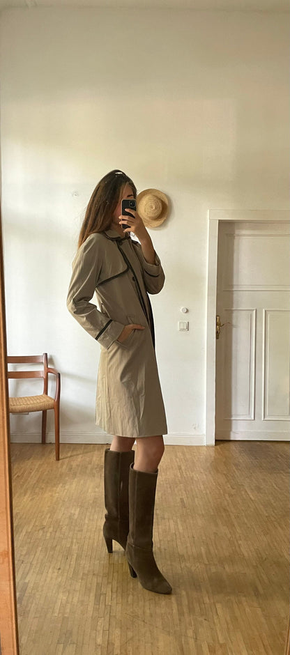 Tan Vintage Trench Coat with Leather Details — detail