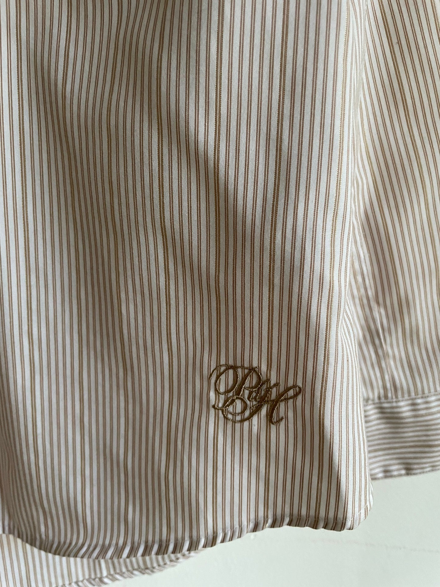 Pedro del Hierro long sleeve striped button up / Vintage designer shirt / Off white and tan striped shirt / gold detailing shirt
