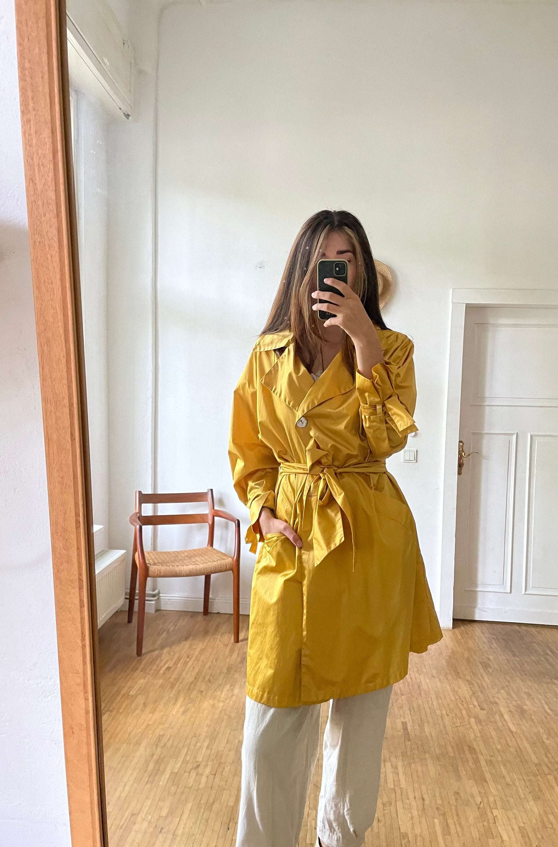 Vintage Mustard Yellow Shiny Trench Coat, Yellow Trench, Unique Vintage Trench with large mother of pearl buttons, Runway jacket, M - L