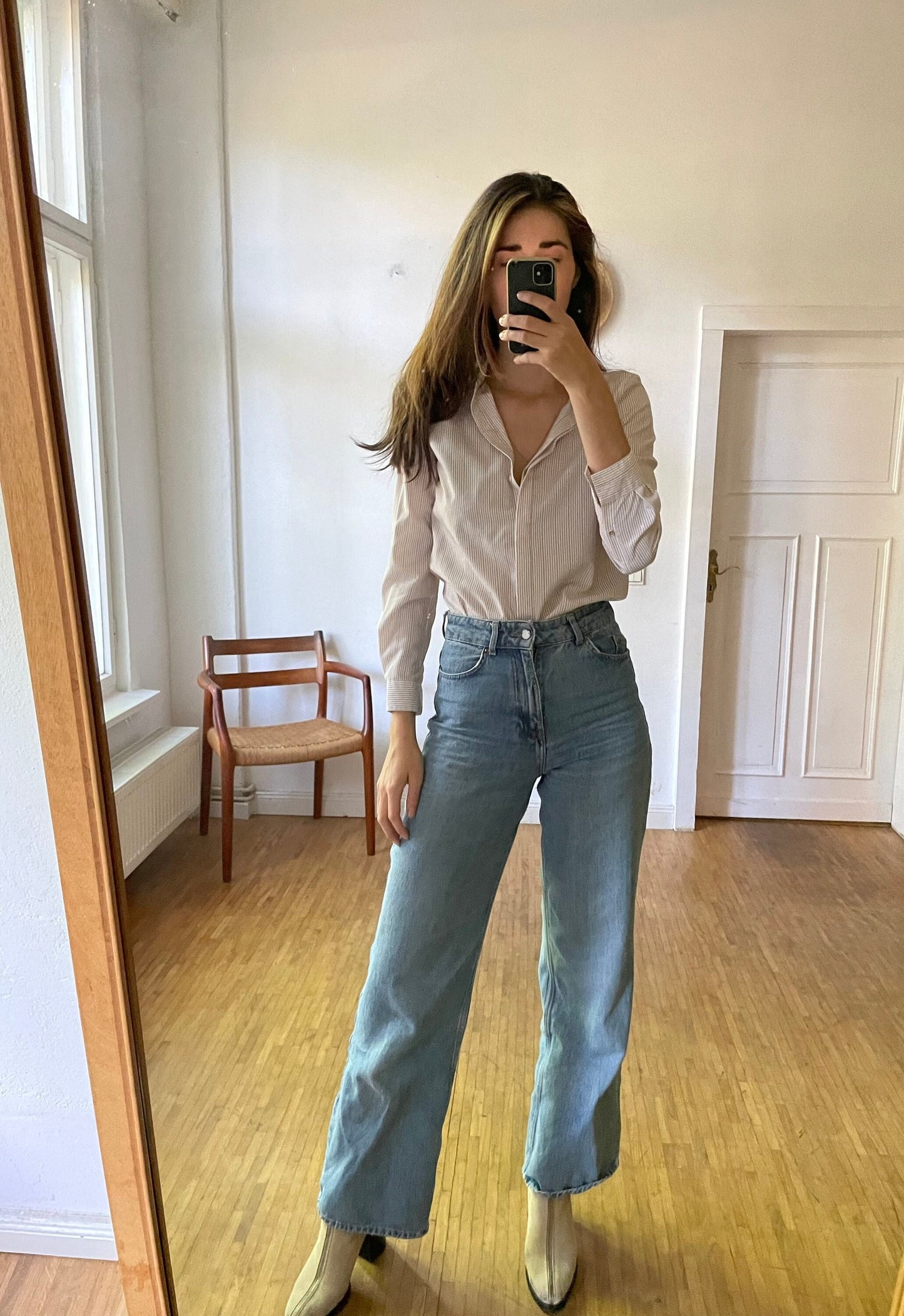 Pedro del Hierro long sleeve striped button up / Vintage designer shirt / Off white and tan striped shirt / gold detailing shirt