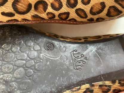 Gucci Leopard Print Vintage Flats — back view