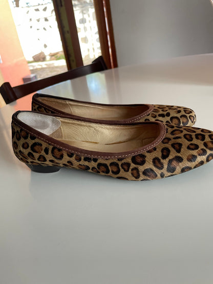 Gucci Leopard Print Vintage Flats — additional view 5