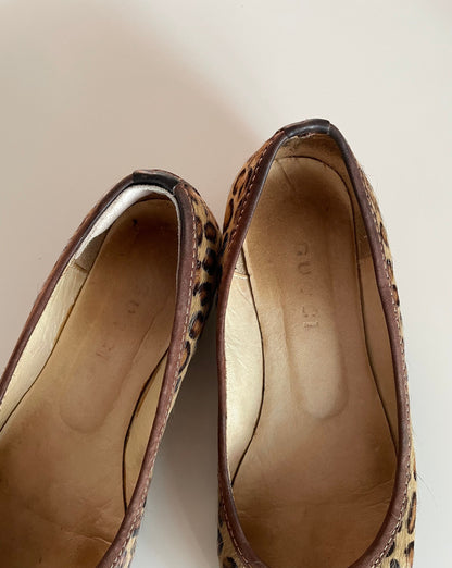Gucci Leopard Print Vintage Flats — additional view 8