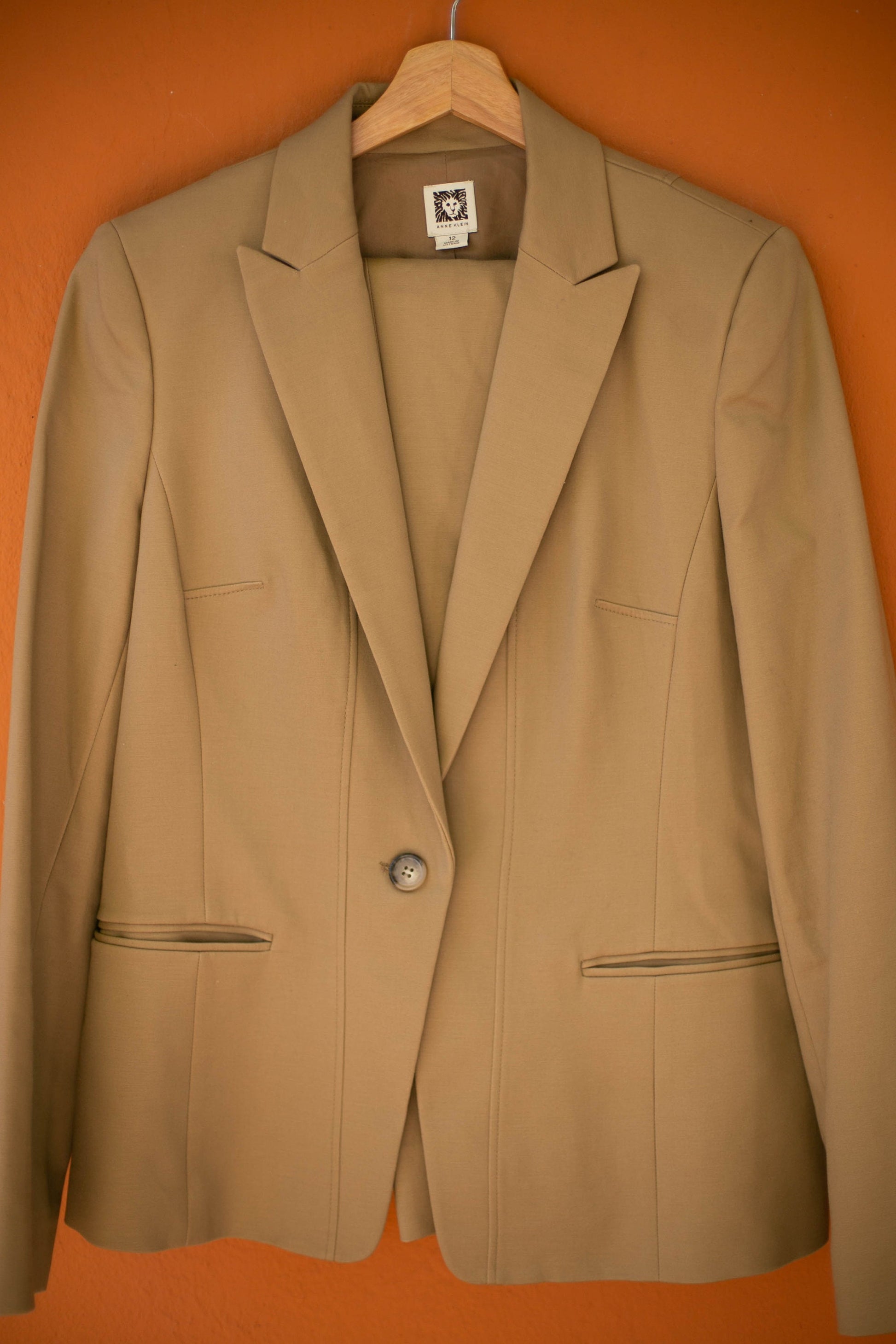 Contemporary Taupe Suit Set - Sleek Blazer and Tailored Trousers, Basic earthy lounge set, boheme two piece, beige house set, pant suits