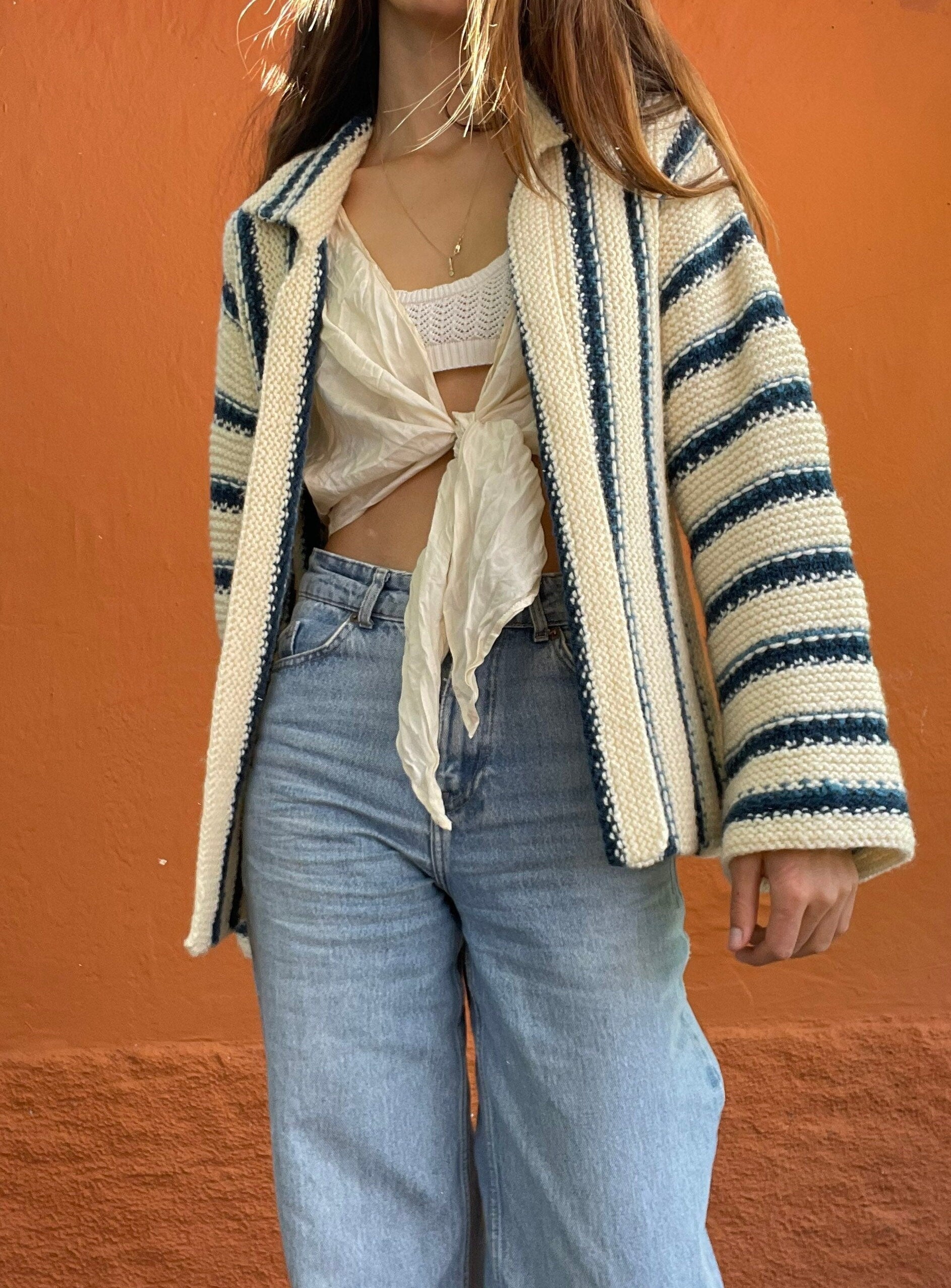 Chunky knit woman vest, Hand knit blue and white cardigan, Chunky knit boho winter vest, Vintage clothing, Unisex wool winter clothing