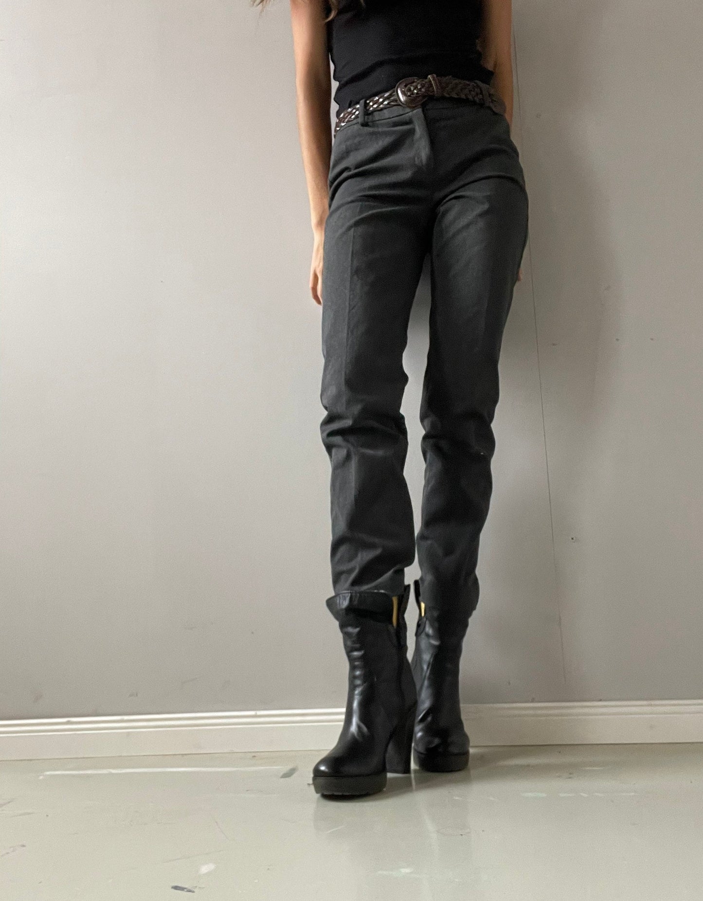 Weekend Max Mara grey trousers, Designer trousers, Cigarette trousers, Vintage design clothing, Office wear, Formal branded hip pants