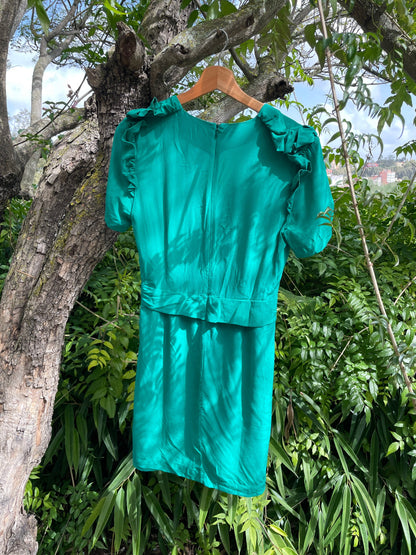Emerald Green Silk Vintage Cocktail Dress — additional view 5