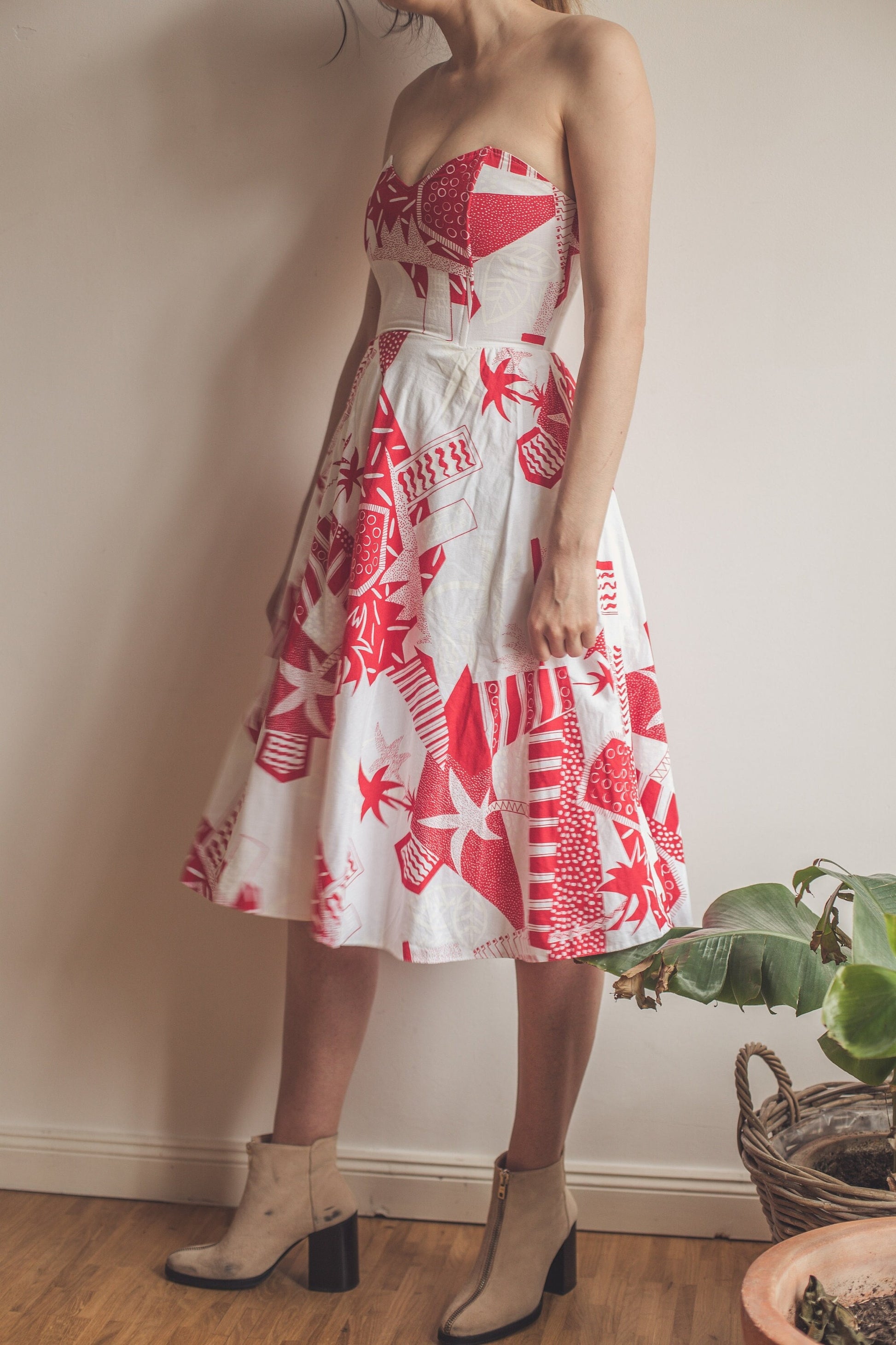 Vintage 80s Rockabilly Dress Red & White Sweetheart Neckline Prom Party Deadstock Summer