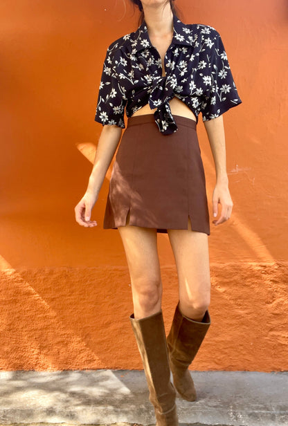 Vintage Floral Patterned Blouse In Dark Blue — detail