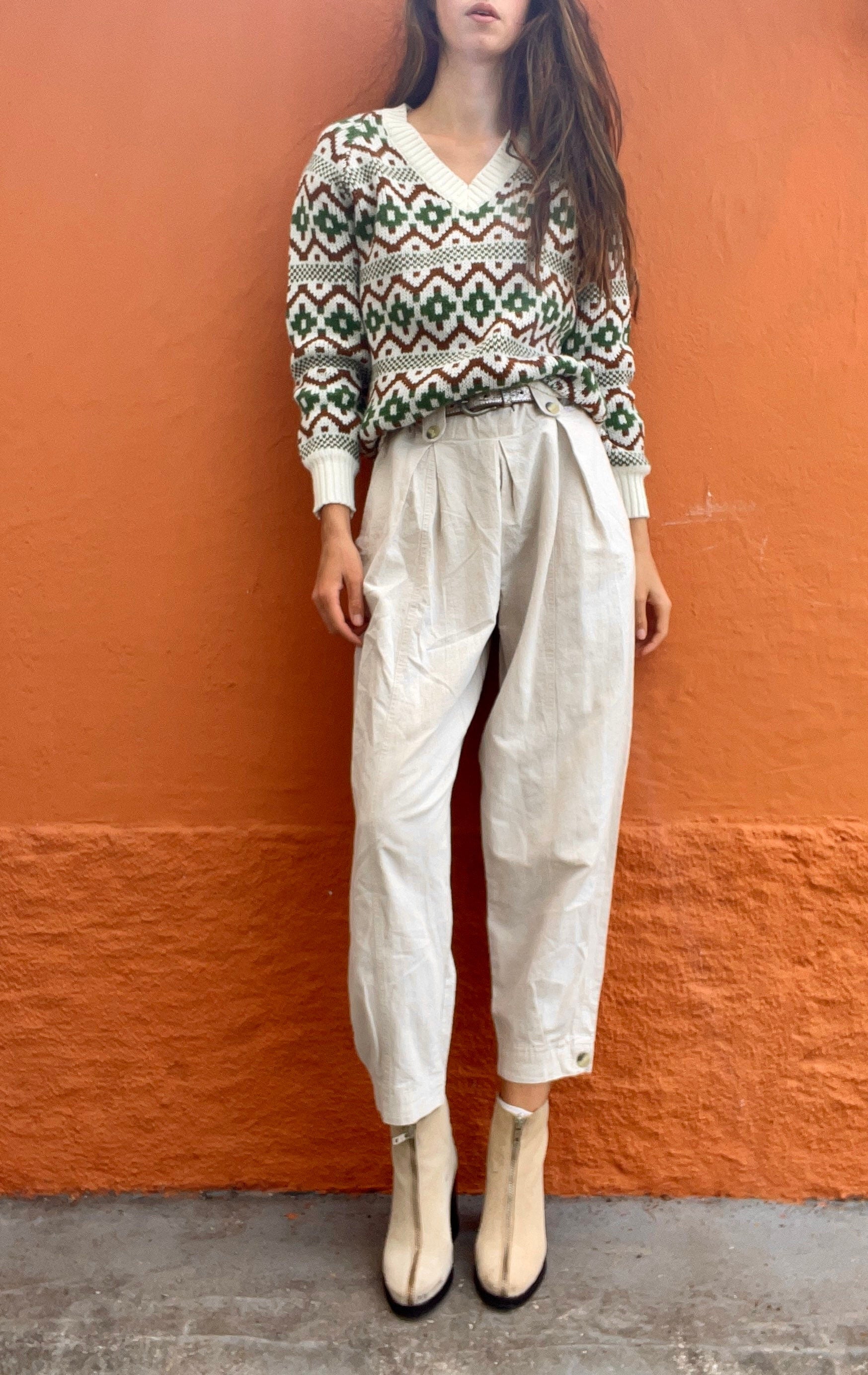 Groovy Vintage Après-Ski Sweater — fabric close-up