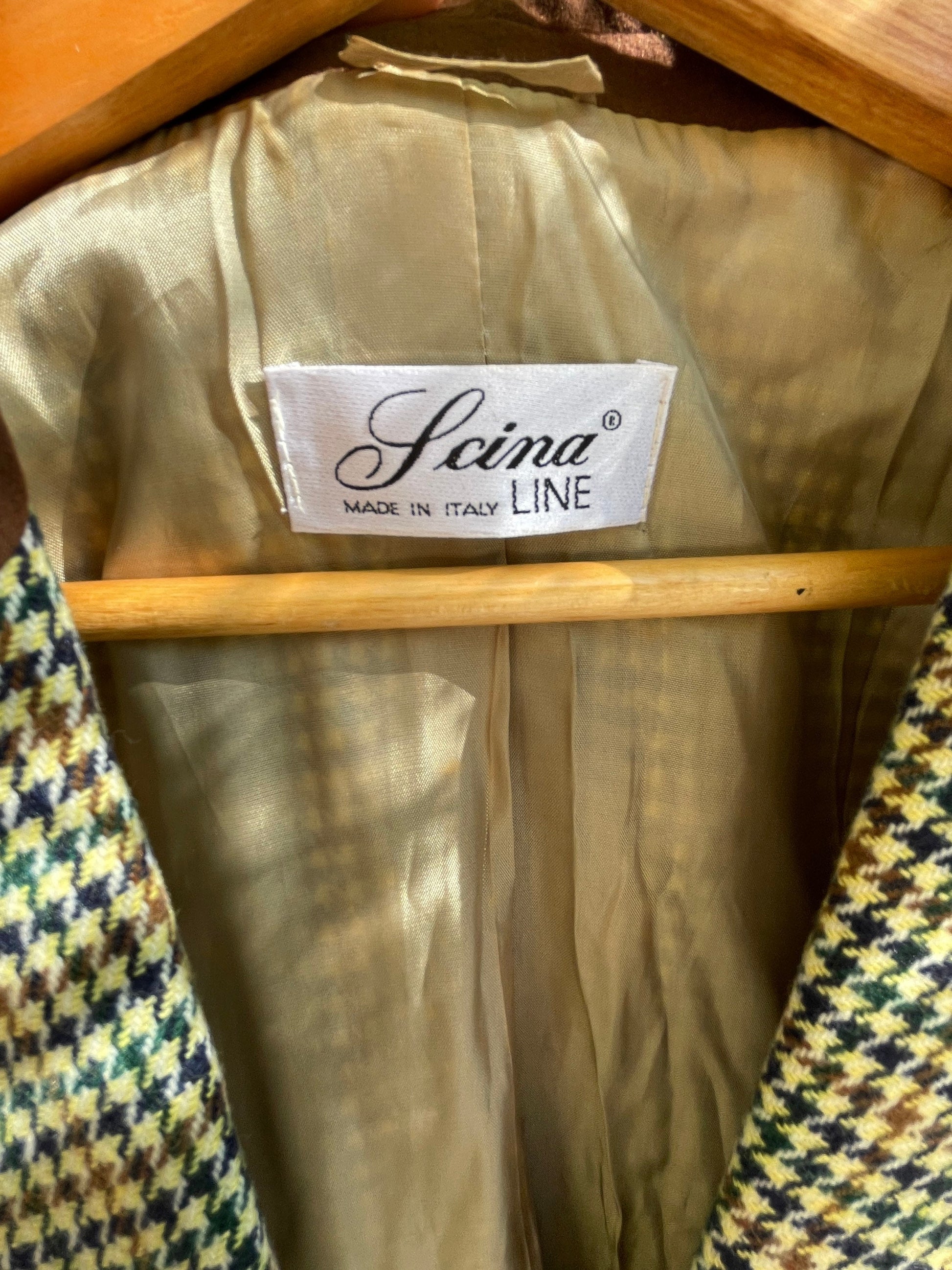 Italian Tweed Blazer with Padded Shoulders - Vintage Elegance, Oversized woman blazer, Houndstooth plaid pattern, US XL