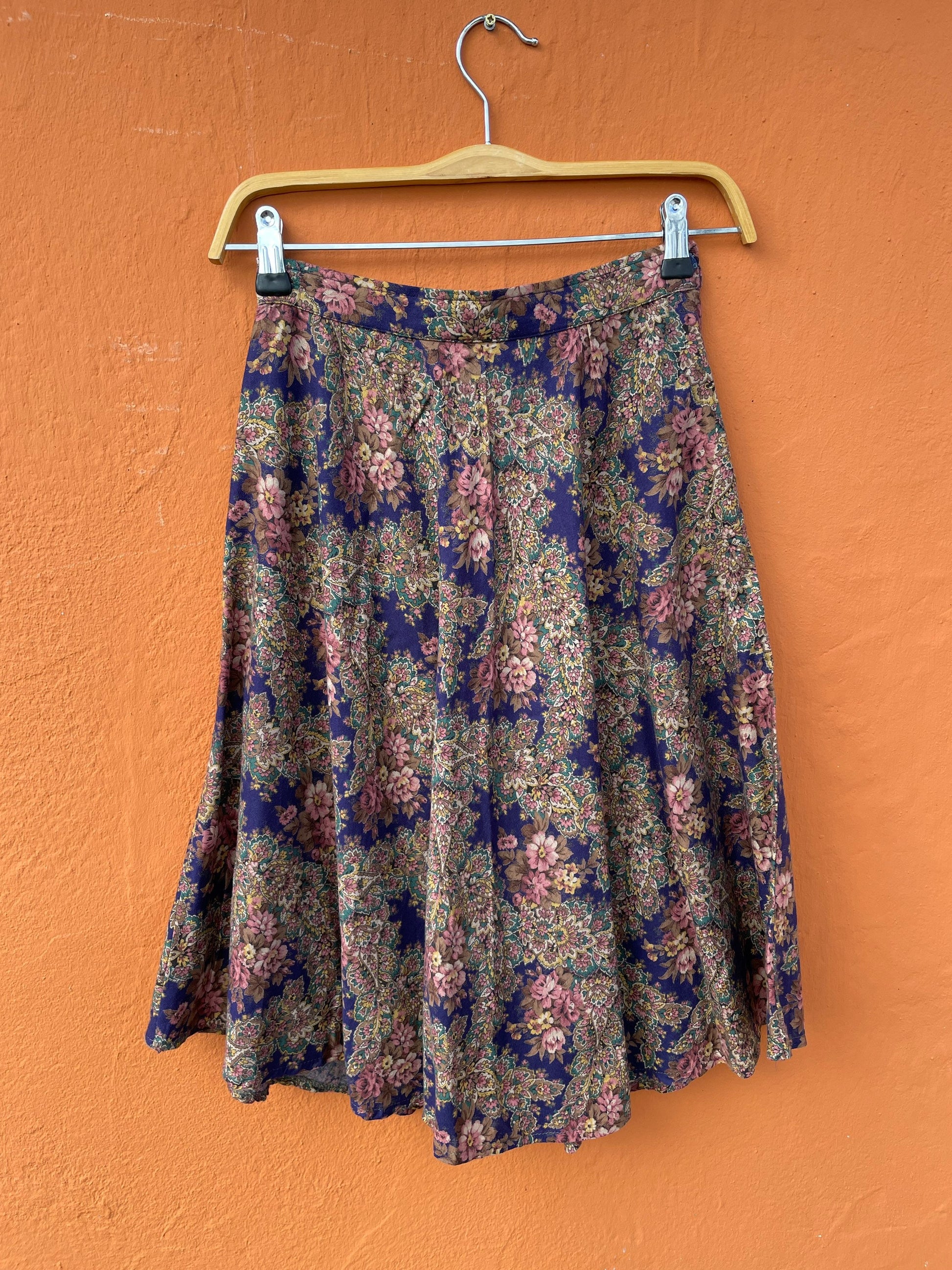 Vintage floral summer skirt, Purple retro midi skirt, High waist Cottage core spring skirt, Size 146 / XS - XXS