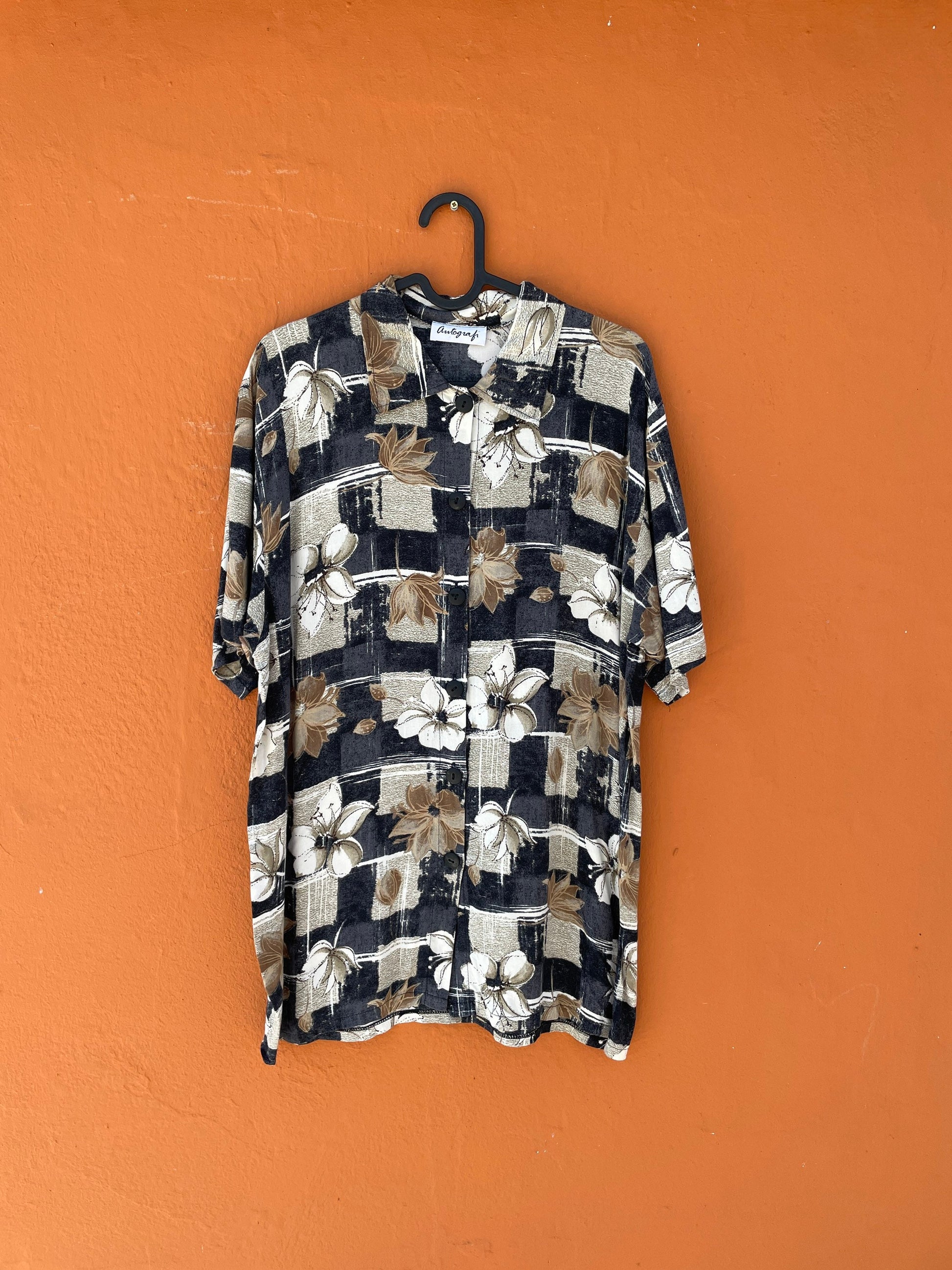 Vintage Groovy Woman Blouse Oversized 80s Retro Floral Shirt Lightweight Summer Hippie Top