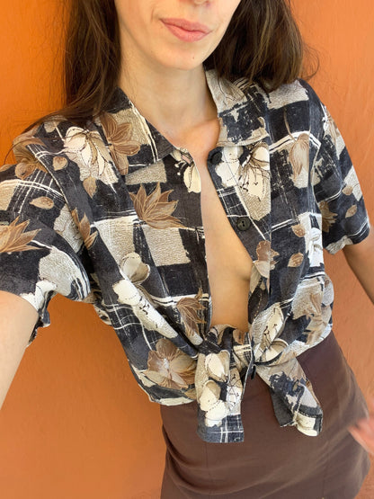 Vintage 80s Floral Oversized Blouse — fabric close-up