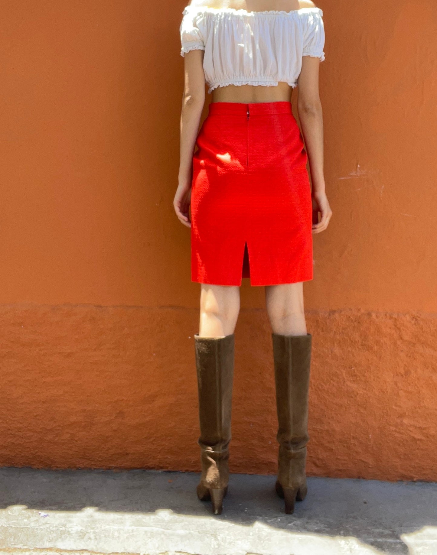 Vintage Scarlet Red Pencil Skirt | Retro 90s Officecore Vibes | Size S | Back Slit & Zipper Closure