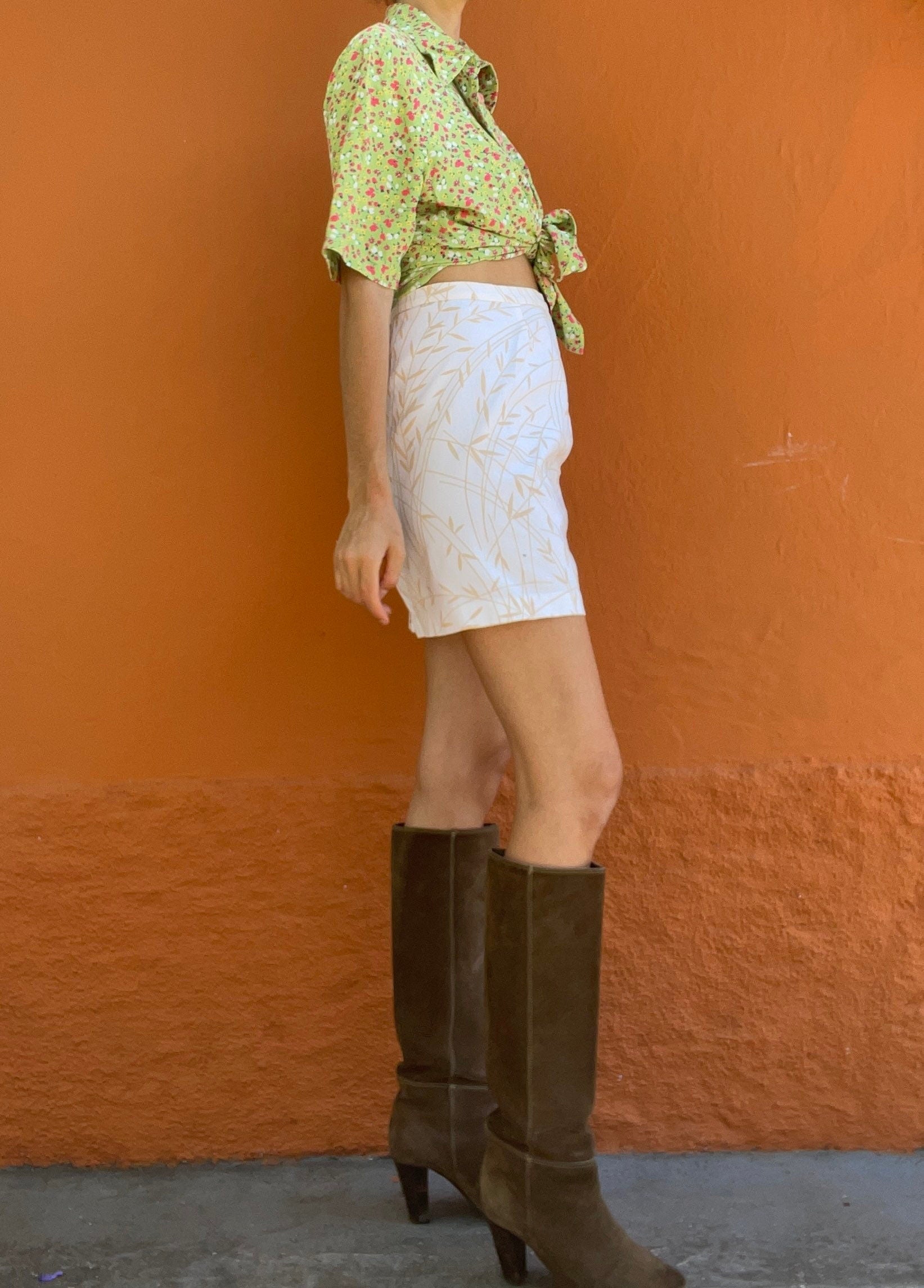 Vintage green flower top, Retro floral blouse, Cute summer shirt, Button-up oversized 70s blouse,