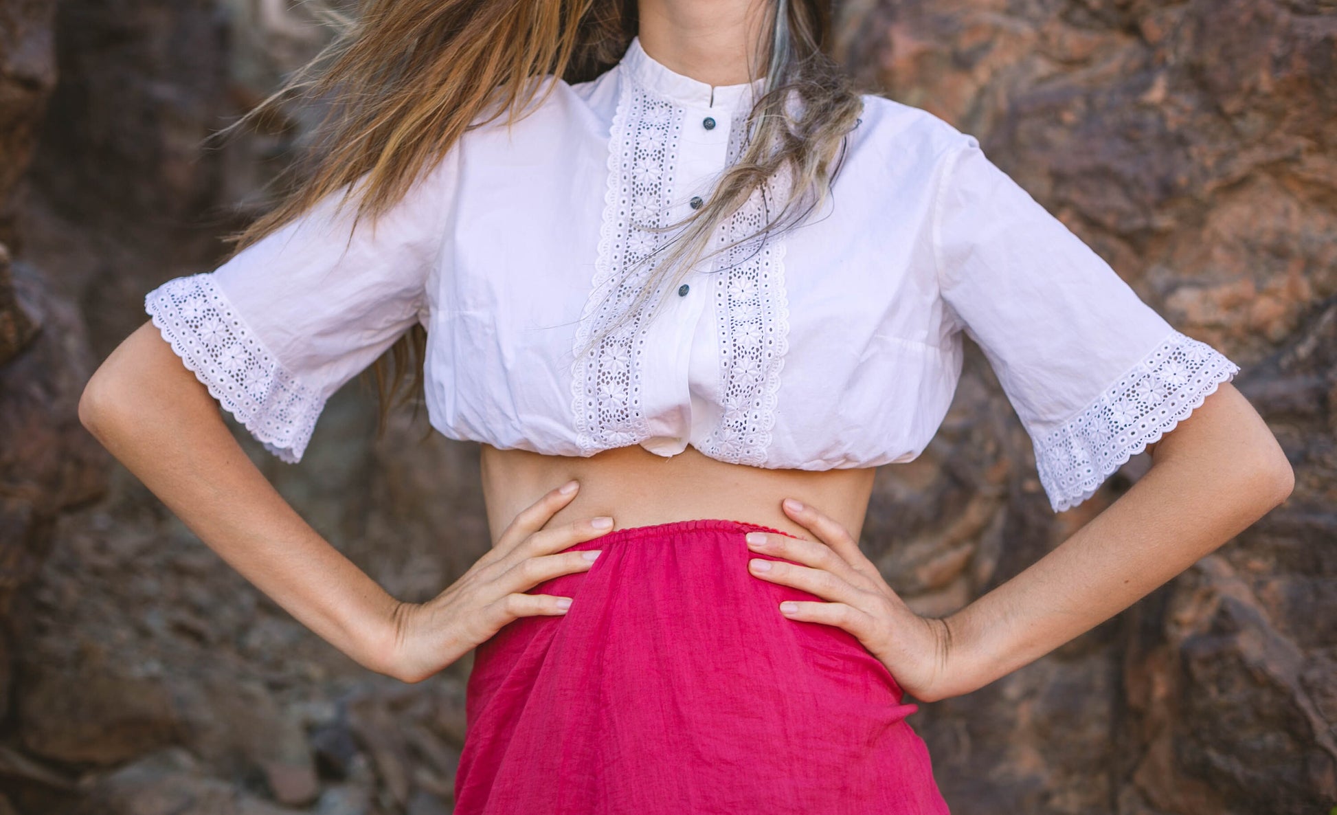 Vintage Austrian Romantic Cropped Blouse with Lace Detailing & Buttons, 100% Cotton Amann Top, Size L, High Waist Showpiece