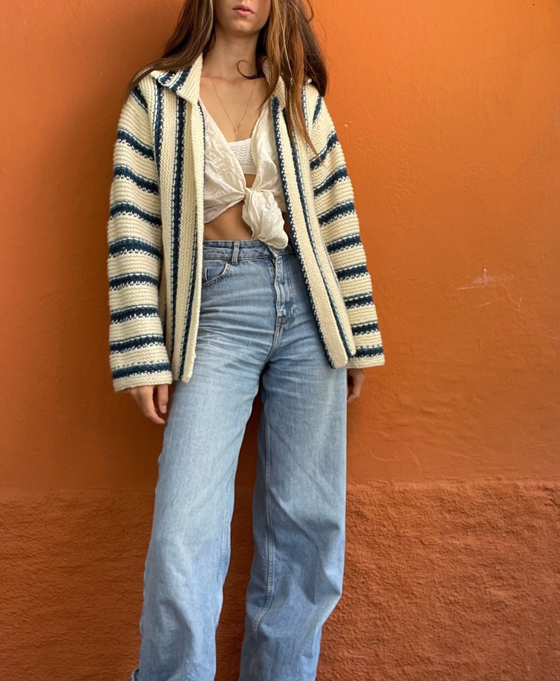 Chunky knit woman vest, Hand knit blue and white cardigan, Chunky knit boho winter vest, Vintage clothing, Unisex wool winter clothing