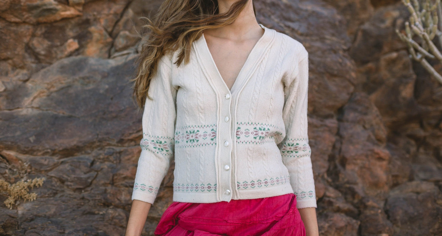 Vintage Roberta Puccini eggshell wool cardigan, Cottage core aesthetic jumper, Vintage Angora winter clothing, Unisex wool winter clothing